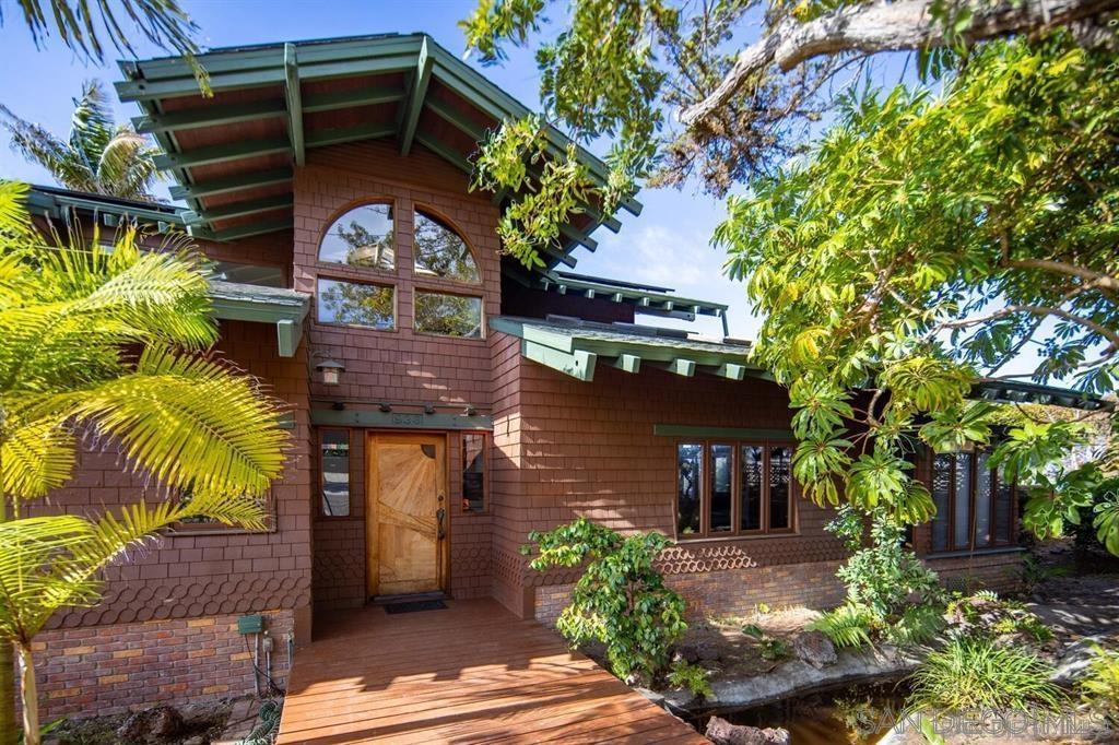 Detail Gallery Image 4 of 62 For 936  Cornish Dr, San Diego,  CA 92107 - 4 Beds | 3 Baths