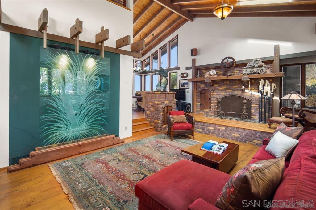 Detail Gallery Image 8 of 62 For 936  Cornish Dr, San Diego,  CA 92107 - 4 Beds | 3 Baths