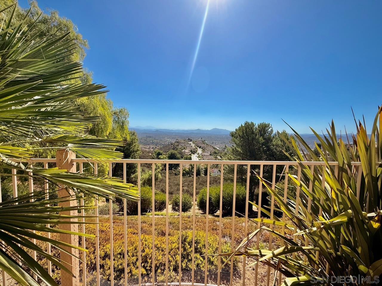 Detail Gallery Image 27 of 27 For 2283  Canyon View Gln, Escondido,  CA 92026 - 4 Beds | 3 Baths