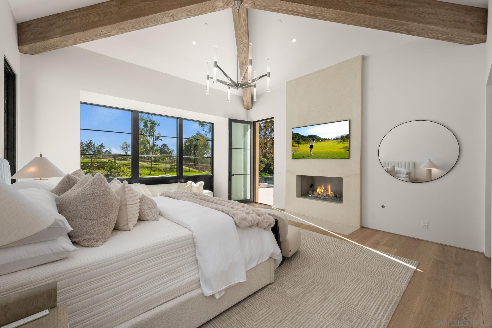 Detail Gallery Image 16 of 32 For 6323  Mimulus, Rancho Santa Fe,  CA 92067 - 4 Beds | 5/1 Baths