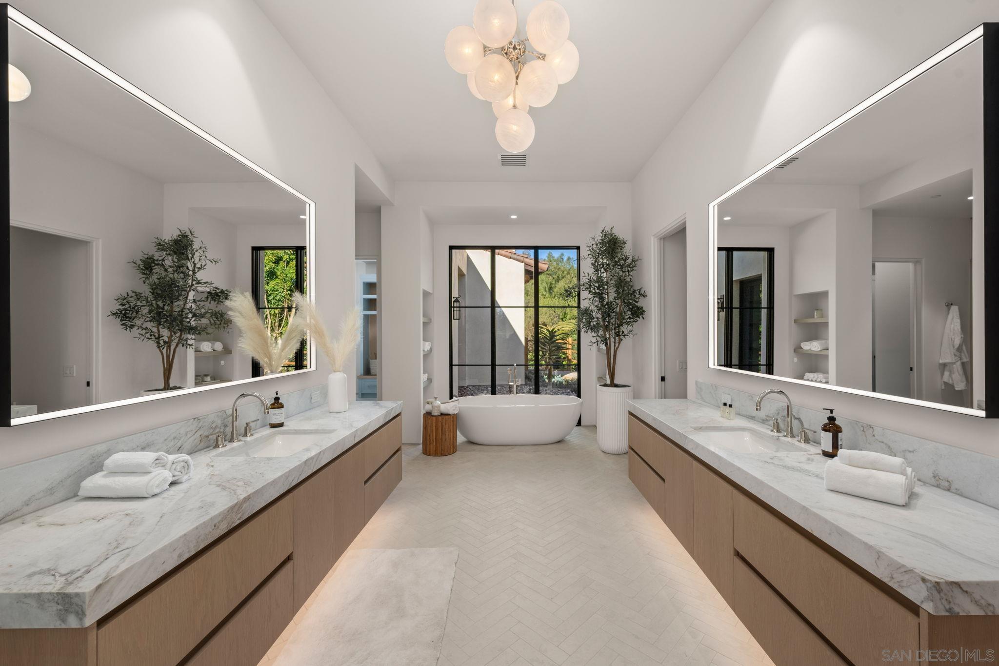 Detail Gallery Image 19 of 32 For 6323  Mimulus, Rancho Santa Fe,  CA 92067 - 4 Beds | 5/1 Baths