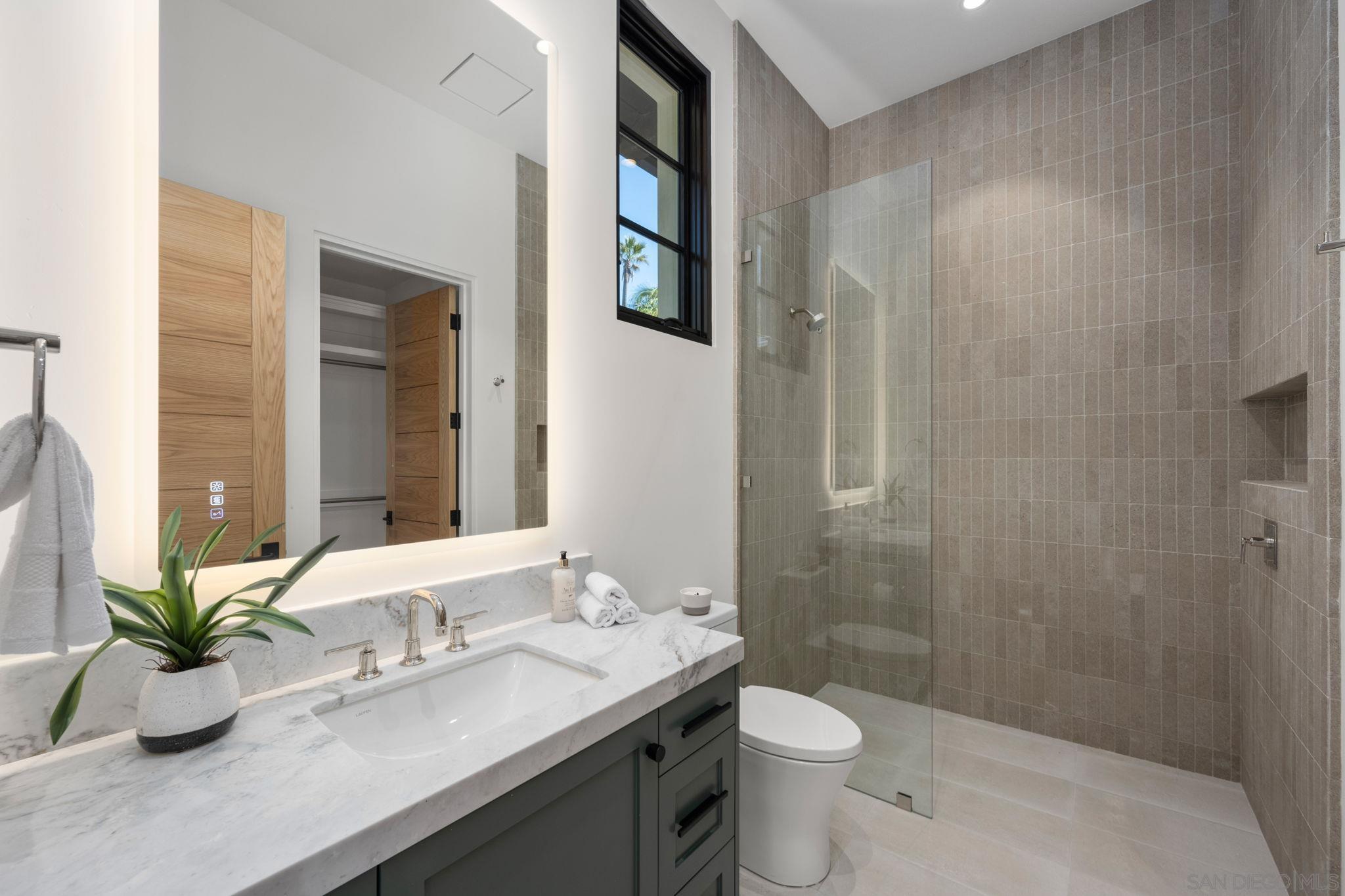 Detail Gallery Image 22 of 32 For 6323  Mimulus, Rancho Santa Fe,  CA 92067 - 4 Beds | 5/1 Baths