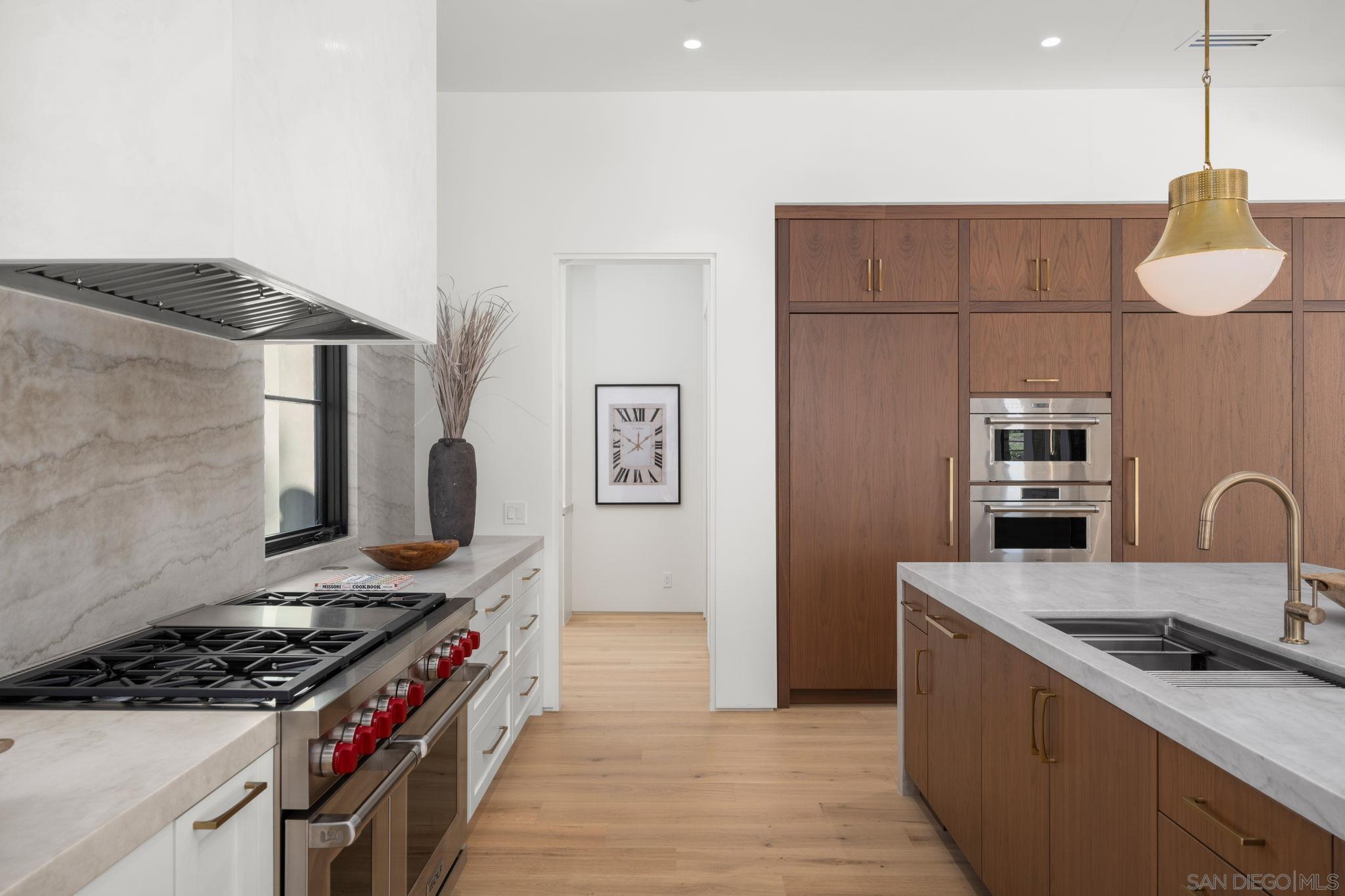 Detail Gallery Image 6 of 32 For 6323  Mimulus, Rancho Santa Fe,  CA 92067 - 4 Beds | 5/1 Baths