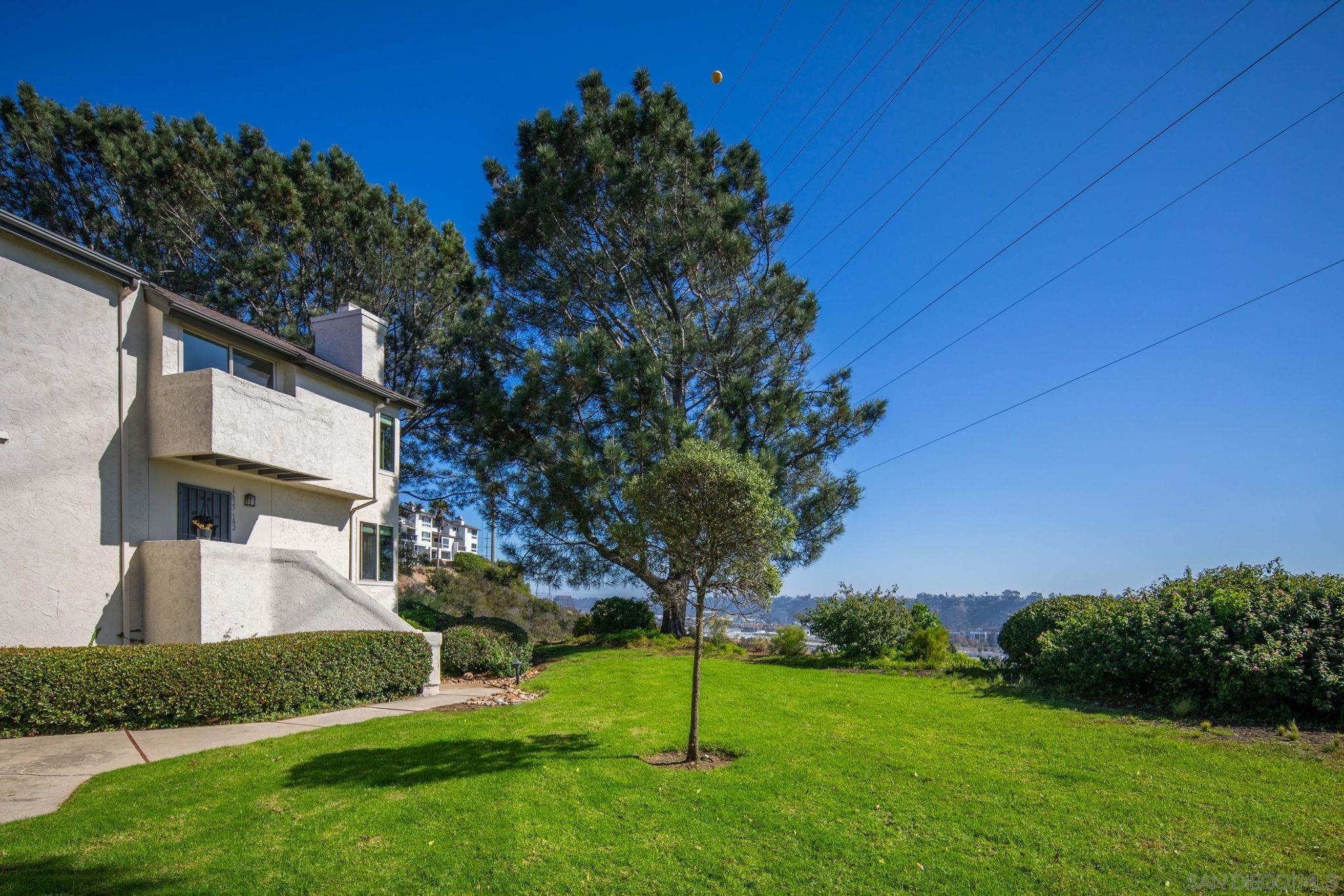 Front Image Thumbnail for SD250043121