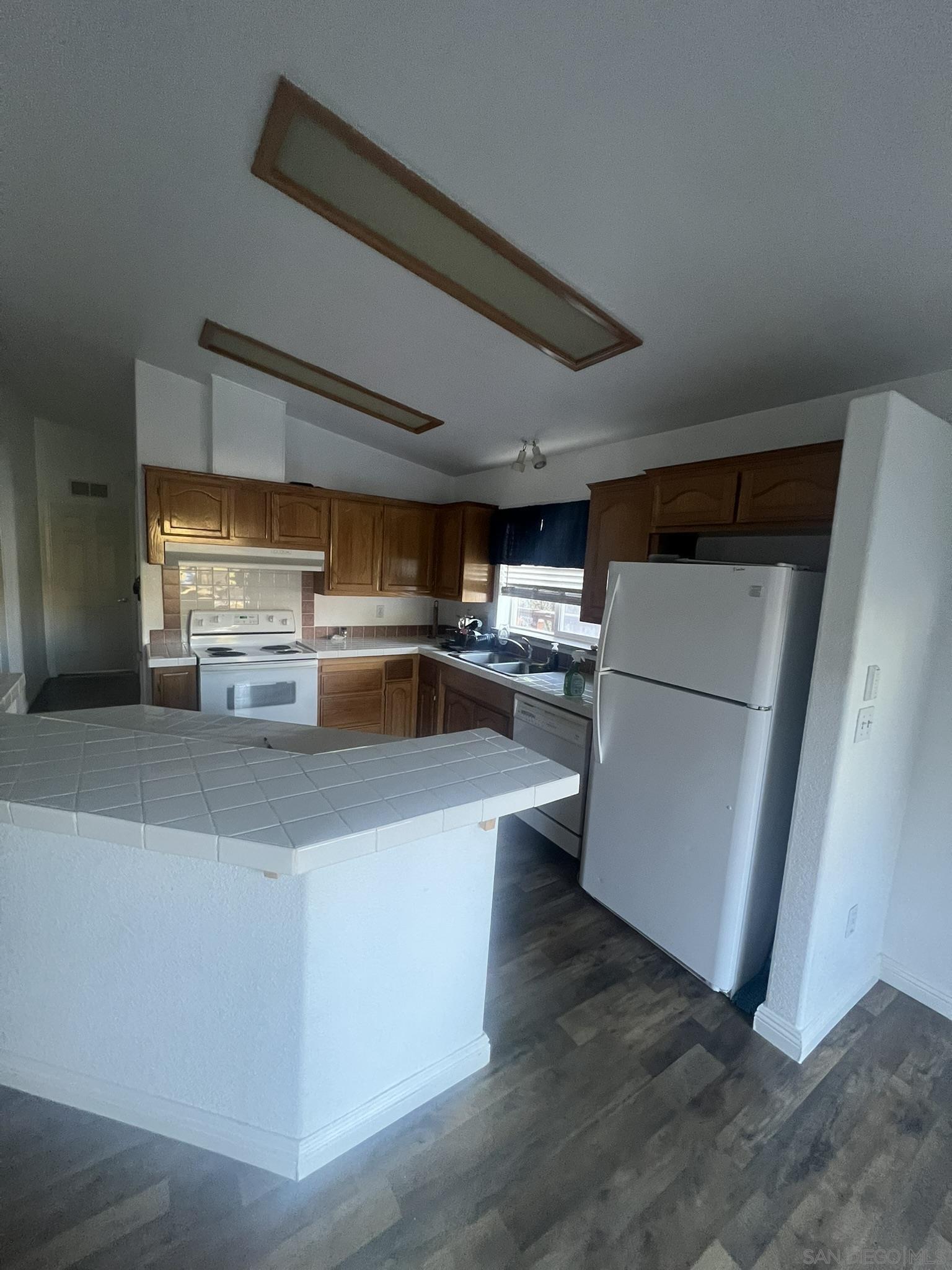 Detail Gallery Image 4 of 5 For 3247  Canyon Dr, Julian,  CA 92036 - 2 Beds | 2 Baths