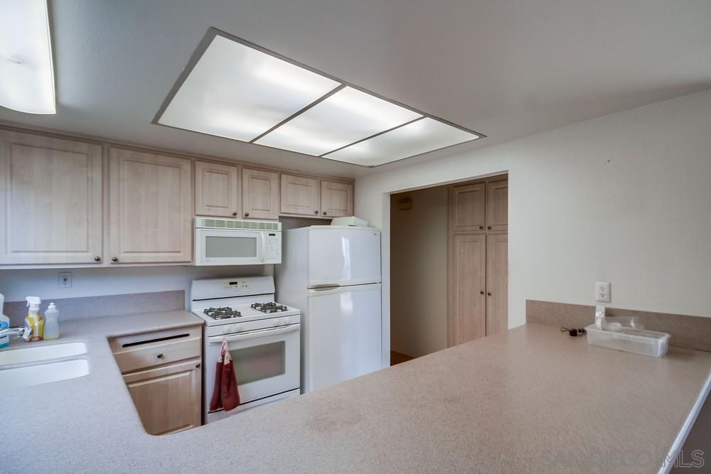 Detail Gallery Image 20 of 69 For 2842  Erie Street, San Diego,  CA 92117 - 4 Beds | 2/1 Baths