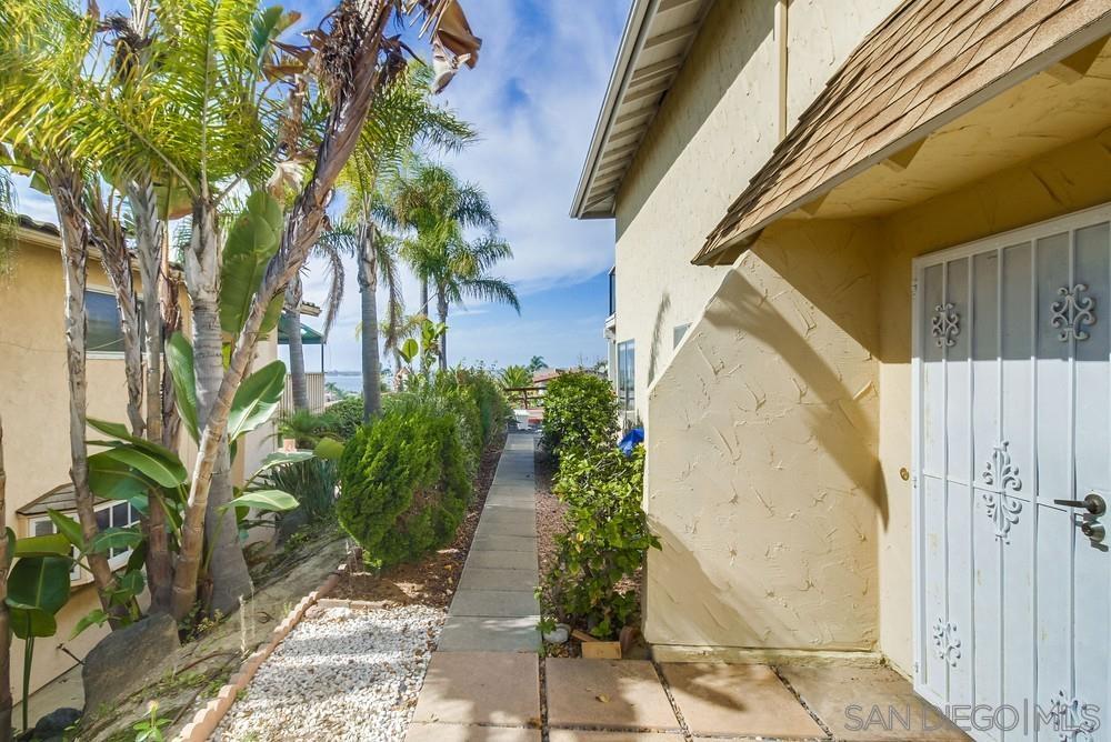 Detail Gallery Image 9 of 69 For 2842  Erie Street, San Diego,  CA 92117 - 4 Beds | 2/1 Baths