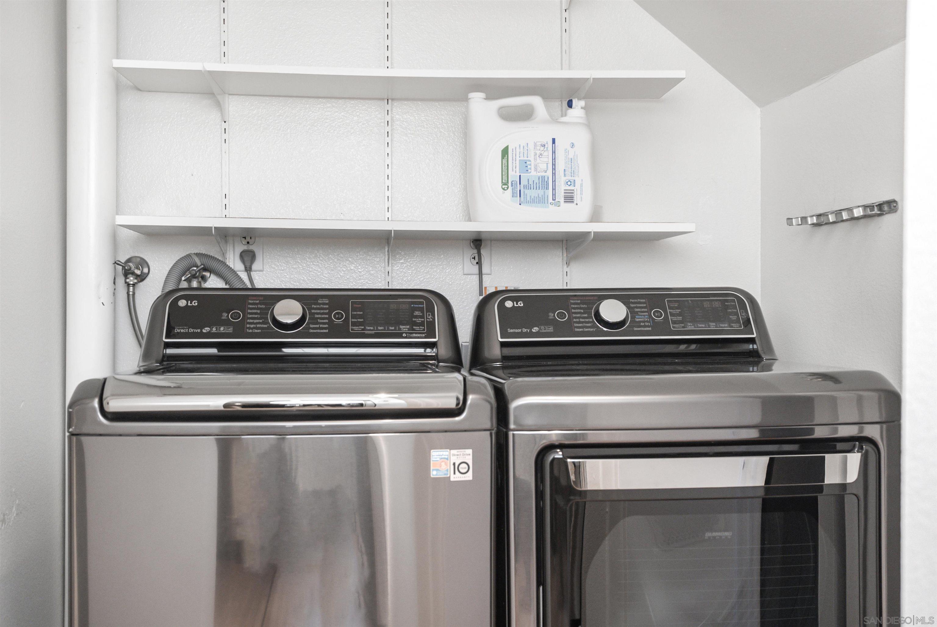 Detail Gallery Image 25 of 32 For 220  Lemon Grove, Irvine,  CA 92618 - 2 Beds | 2/1 Baths