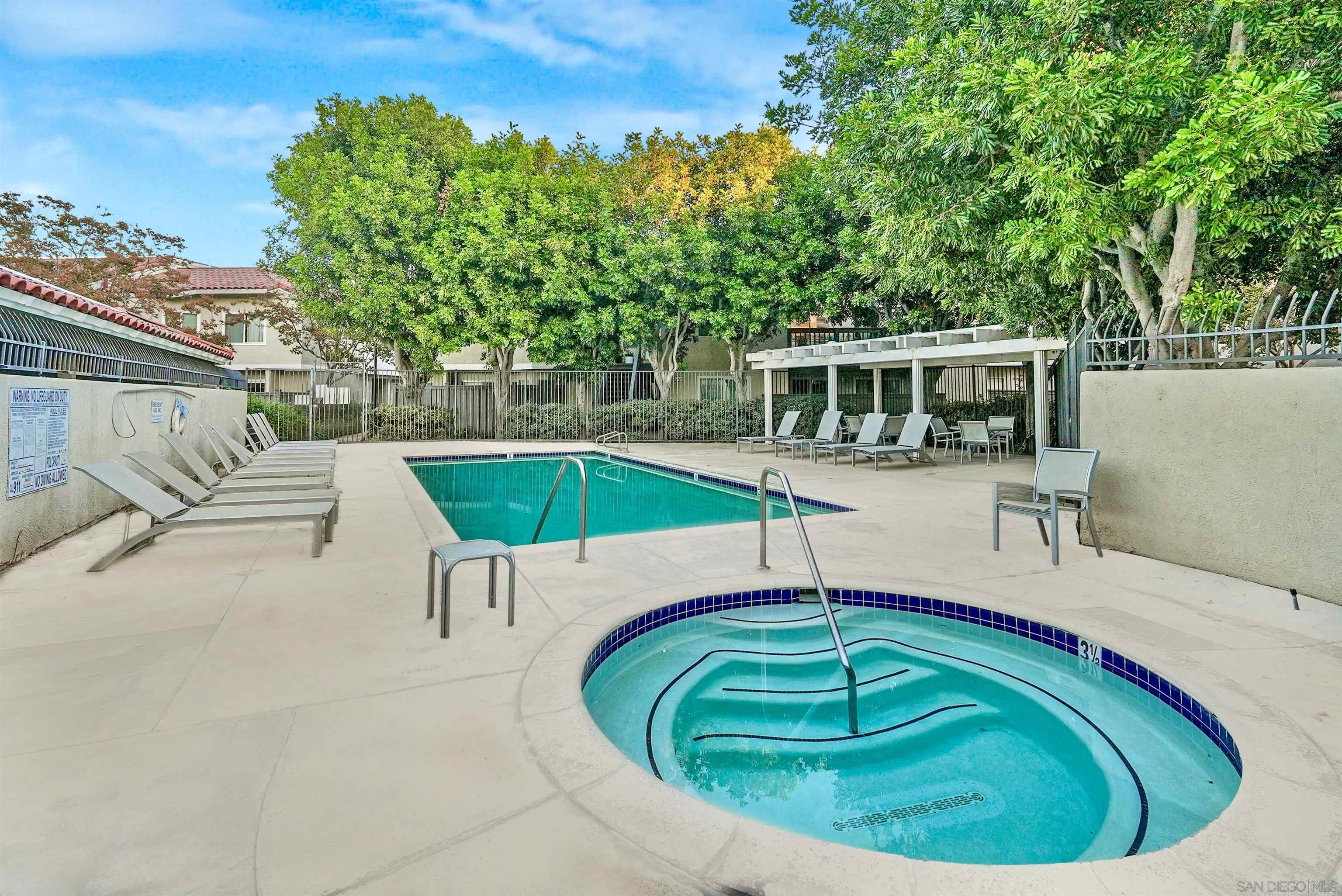 Detail Gallery Image 27 of 32 For 220  Lemon Grove, Irvine,  CA 92618 - 2 Beds | 2/1 Baths