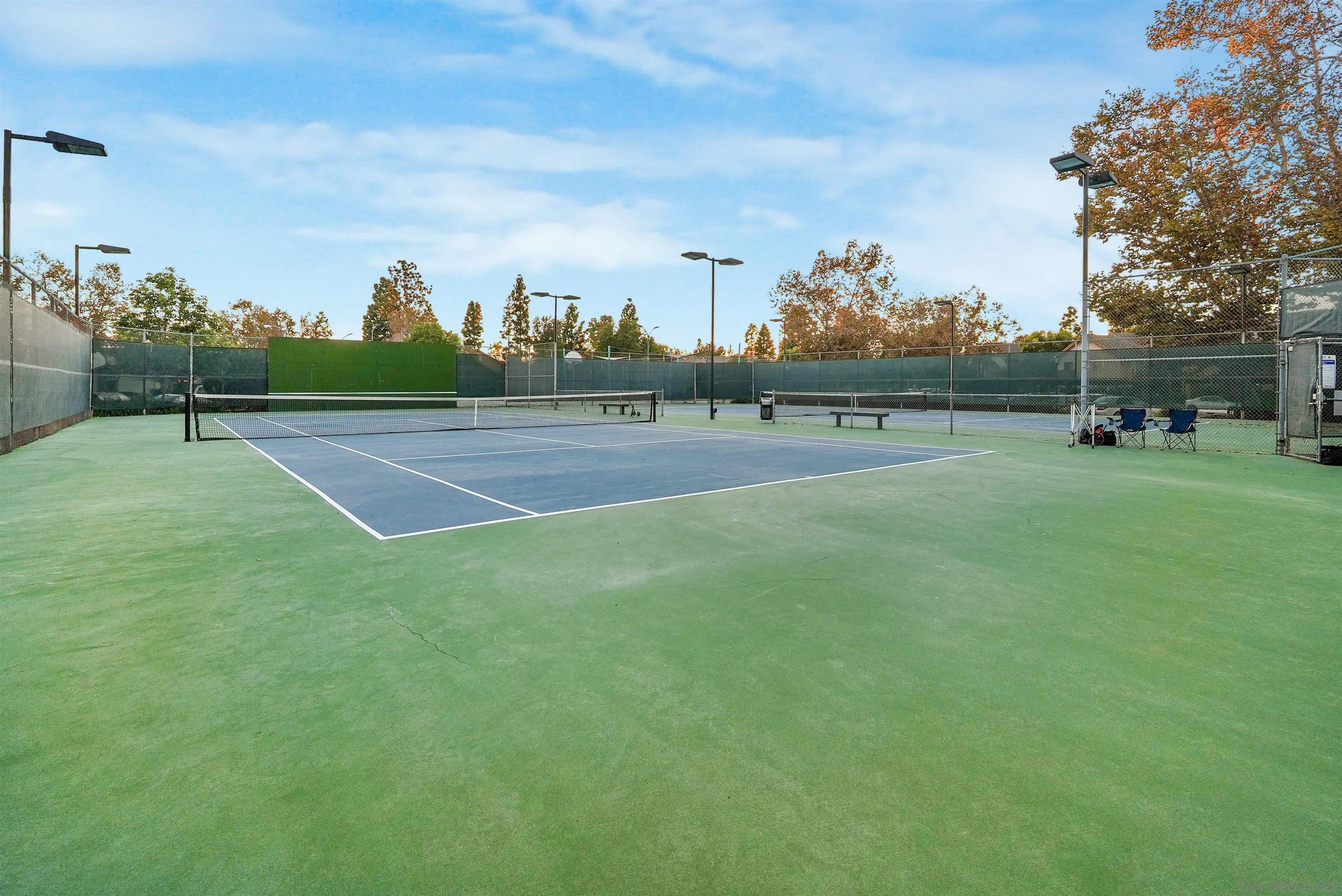 Detail Gallery Image 29 of 32 For 220  Lemon Grove, Irvine,  CA 92618 - 2 Beds | 2/1 Baths