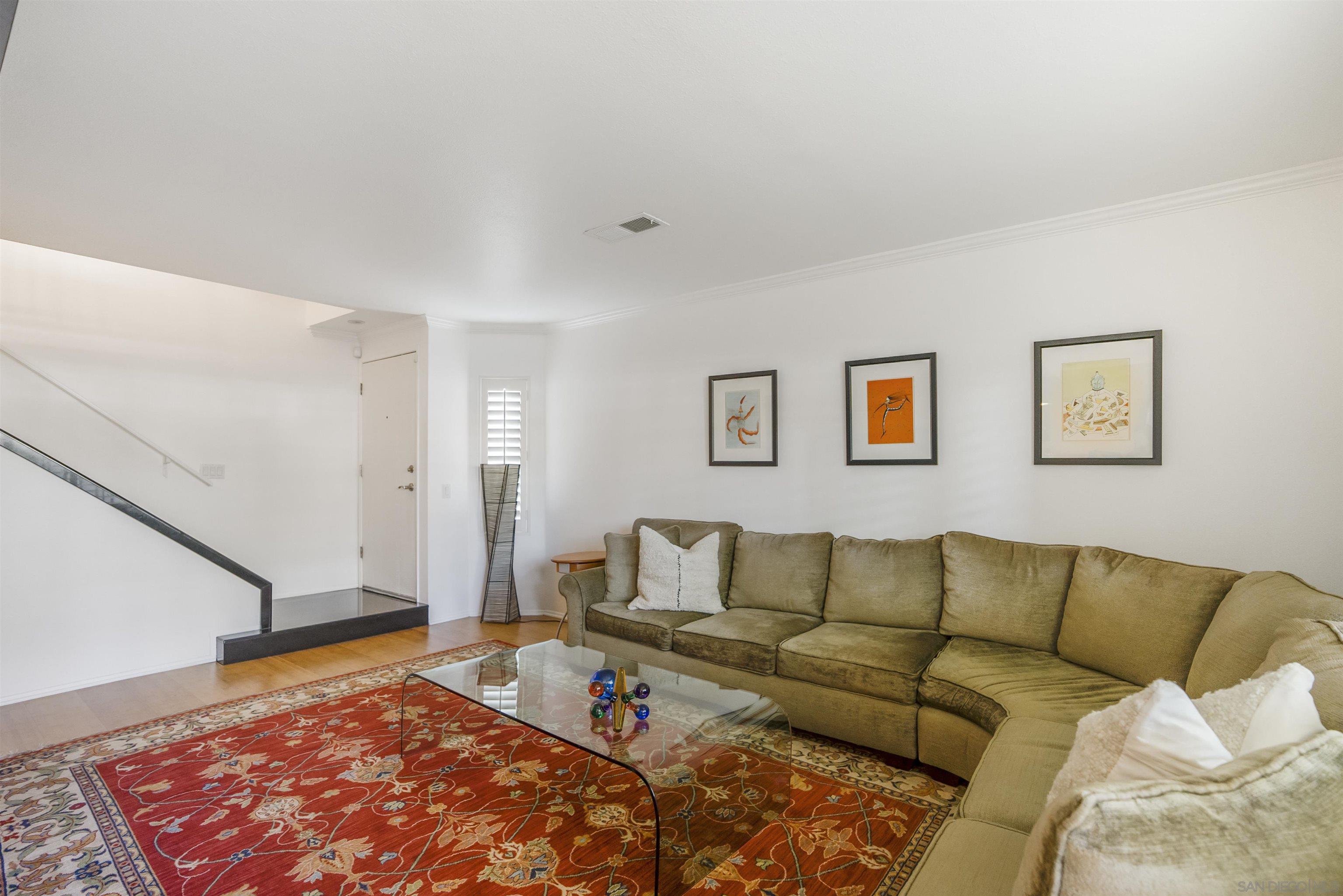 Detail Gallery Image 10 of 32 For 220  Lemon Grove, Irvine,  CA 92618 - 2 Beds | 2/1 Baths