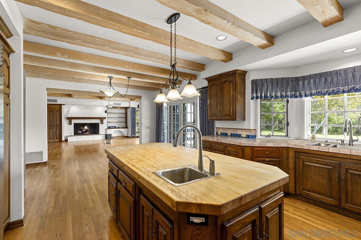 Detail Gallery Image 19 of 75 For 6350  Calle Del Campanario, Rancho Santa Fe,  CA 92067 - 7 Beds | 5/1 Baths