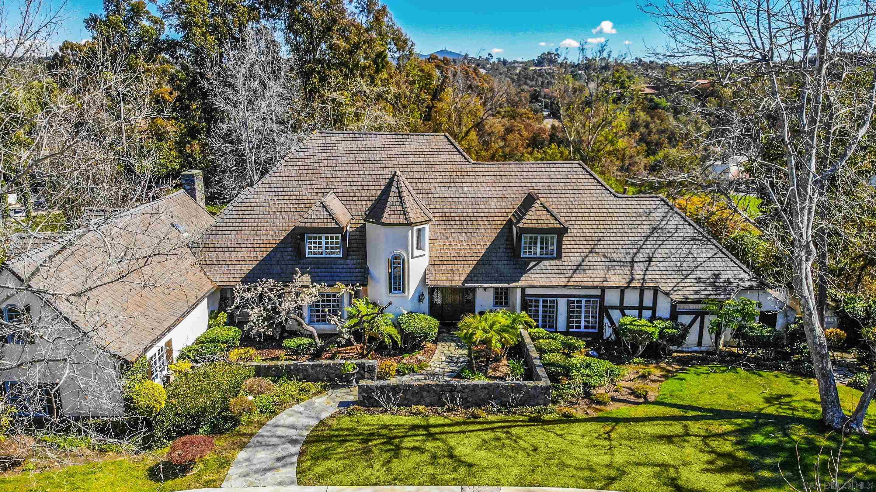 Detail Gallery Image 72 of 75 For 6350  Calle Del Campanario, Rancho Santa Fe,  CA 92067 - 7 Beds | 5/1 Baths