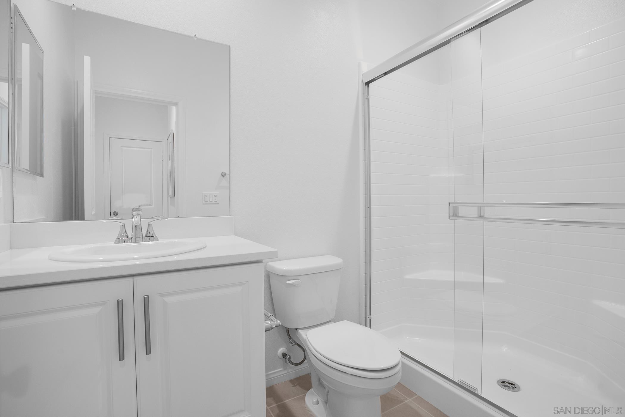 Detail Gallery Image 20 of 44 For 370  Gateway Dr, El Cajon,  CA 92020 - 3 Beds | 3 Baths