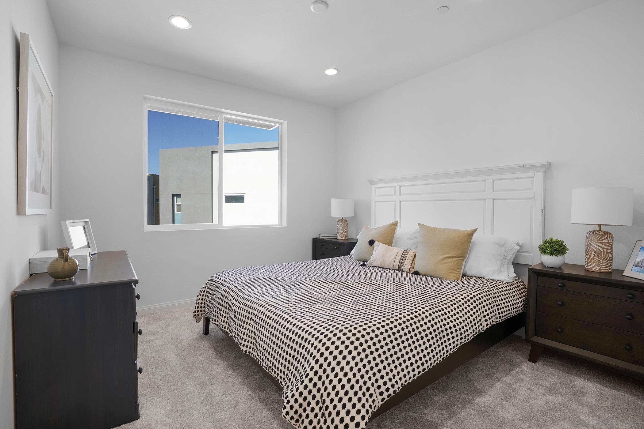 Detail Gallery Image 25 of 44 For 370  Gateway Dr, El Cajon,  CA 92020 - 3 Beds | 3 Baths