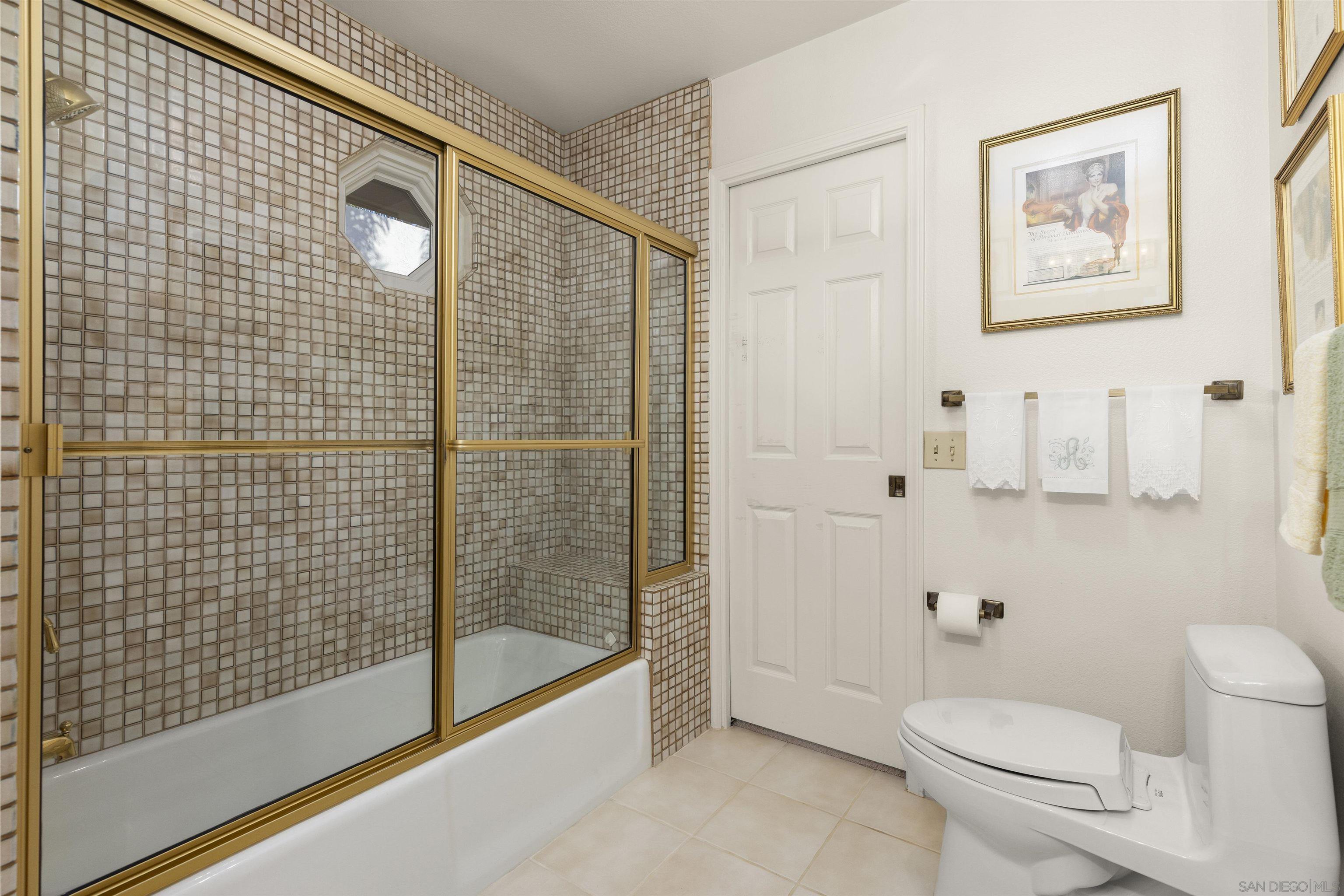 Detail Gallery Image 17 of 75 For 17632  Caminito Hercuba, San Diego,  CA 92128 - 2 Beds | 2 Baths