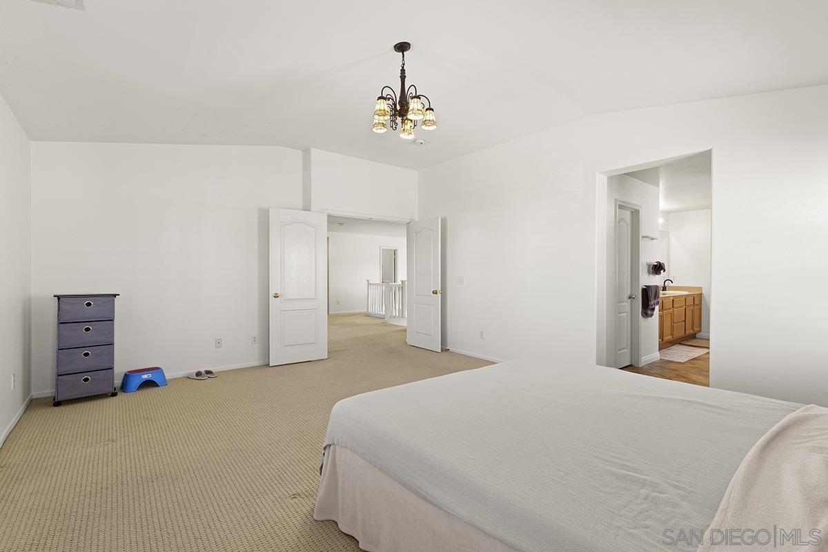 Detail Gallery Image 27 of 43 For 4322  Vista Verde Way, Oceanside,  CA 92057 - 5 Beds | 3 Baths