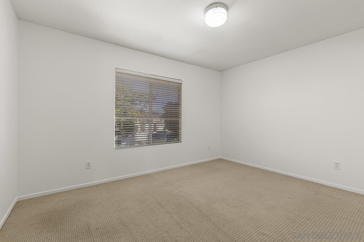 Detail Gallery Image 33 of 43 For 4322  Vista Verde Way, Oceanside,  CA 92057 - 5 Beds | 3 Baths