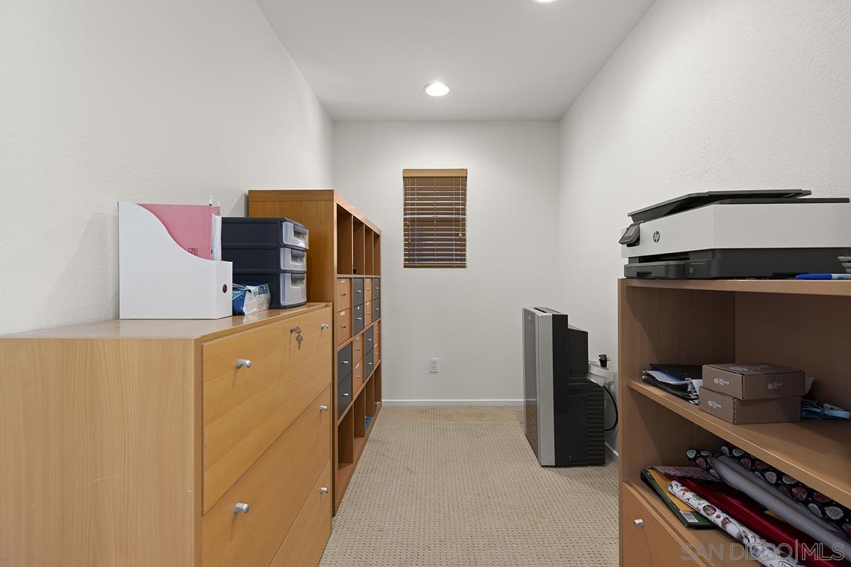 Detail Gallery Image 38 of 43 For 4322  Vista Verde Way, Oceanside,  CA 92057 - 5 Beds | 3 Baths