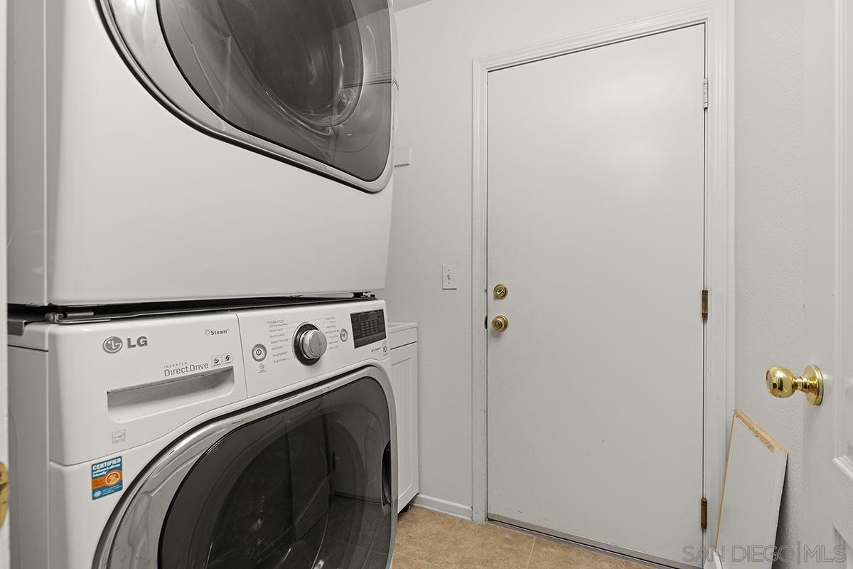 Detail Gallery Image 39 of 43 For 4322  Vista Verde Way, Oceanside,  CA 92057 - 5 Beds | 3 Baths