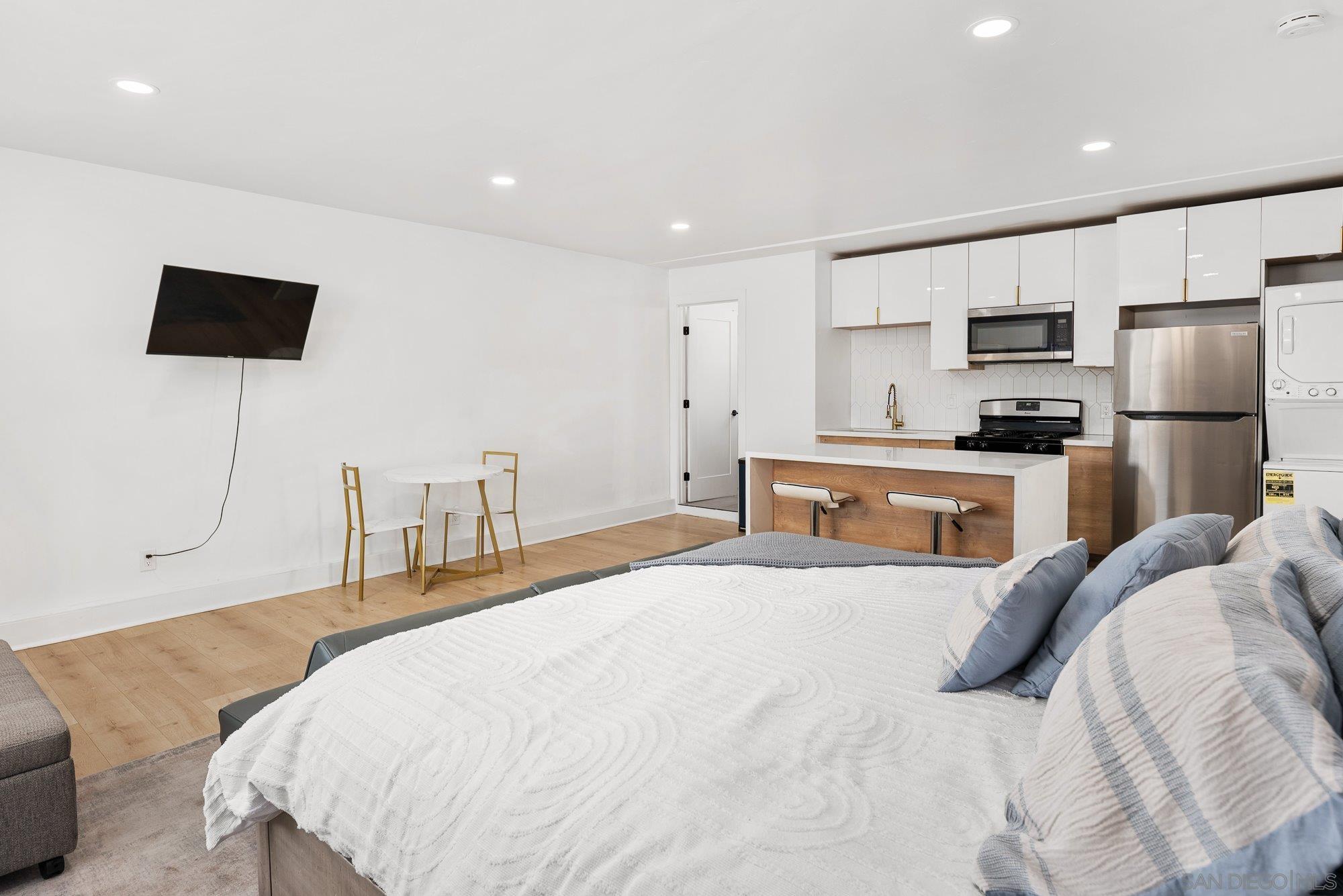 Detail Gallery Image 27 of 39 For 7942 & 7944  Calico St, San Diego,  CA 92126 - – Beds | – Baths