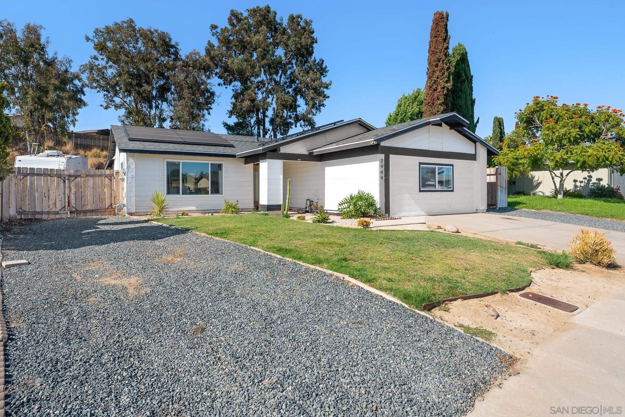 Detail Gallery Image 6 of 39 For 7942 & 7944  Calico St, San Diego,  CA 92126 - – Beds | – Baths