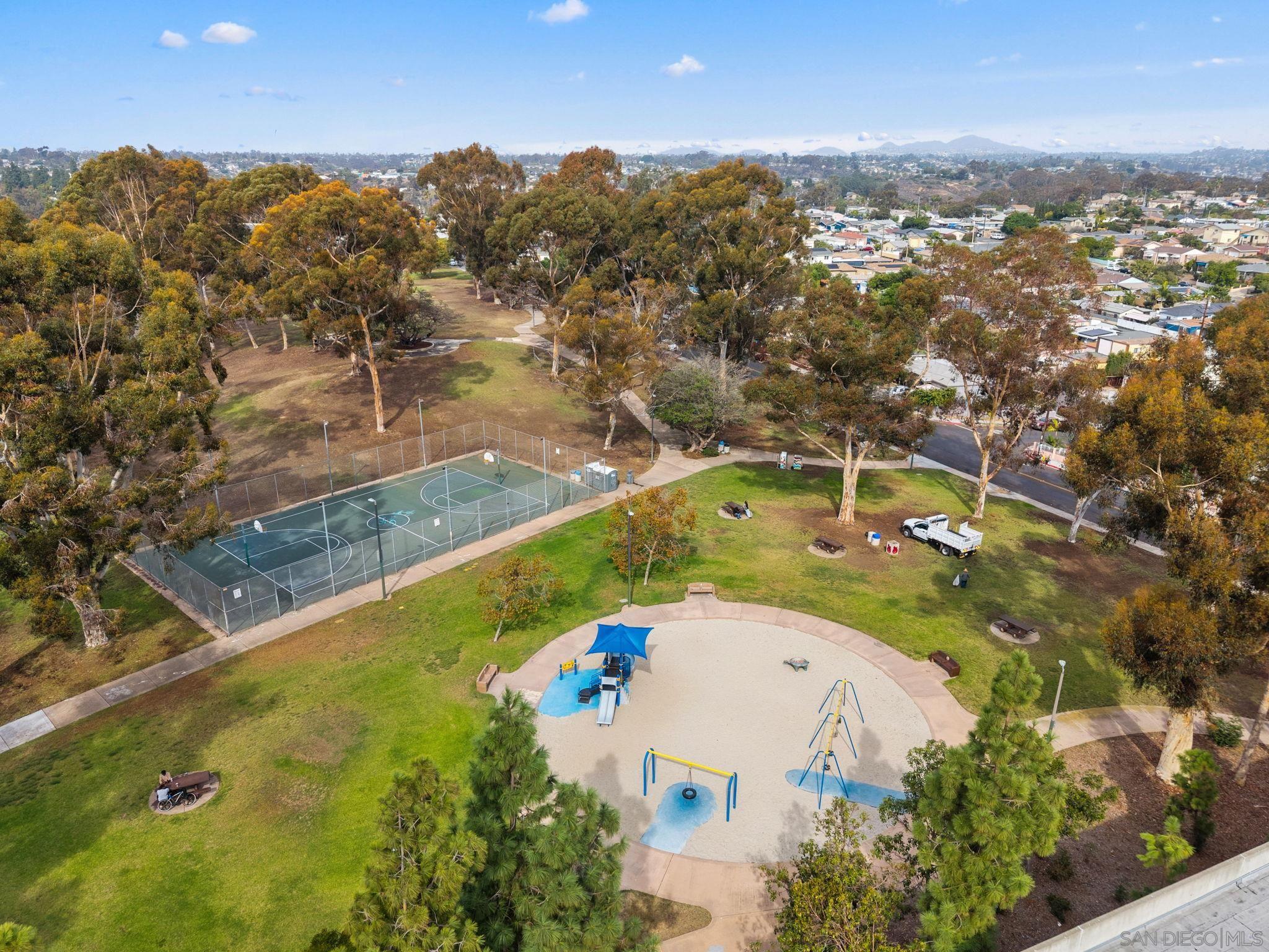 Detail Gallery Image 45 of 46 For 703  40th St, San Diego,  CA 92102 - 5 Beds | 2 Baths