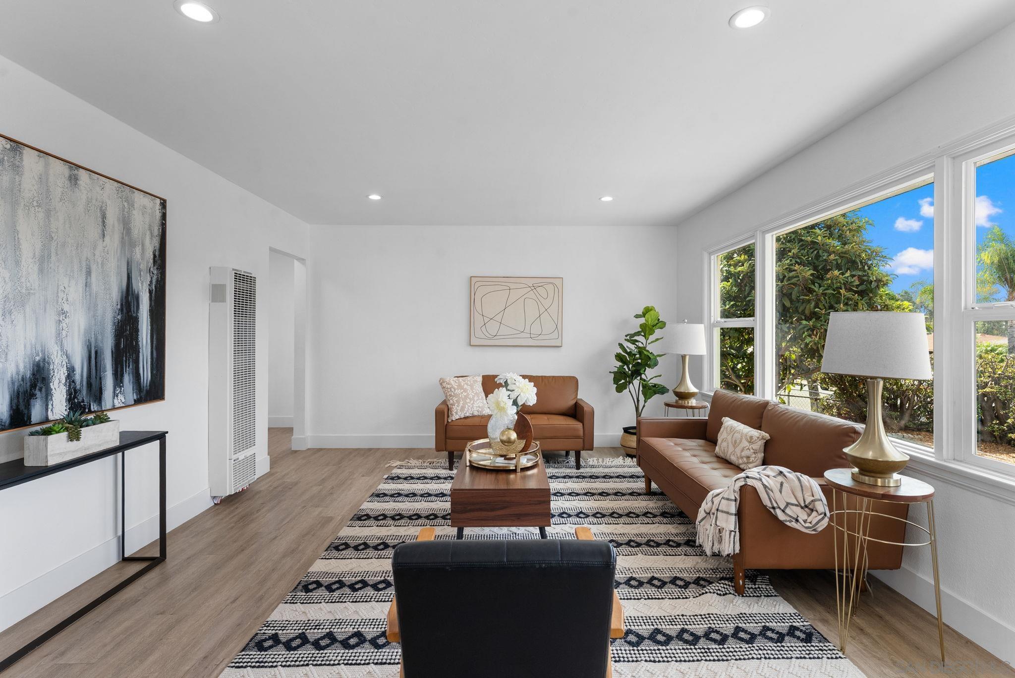 Detail Gallery Image 7 of 46 For 703  40th St, San Diego,  CA 92102 - 5 Beds | 2 Baths