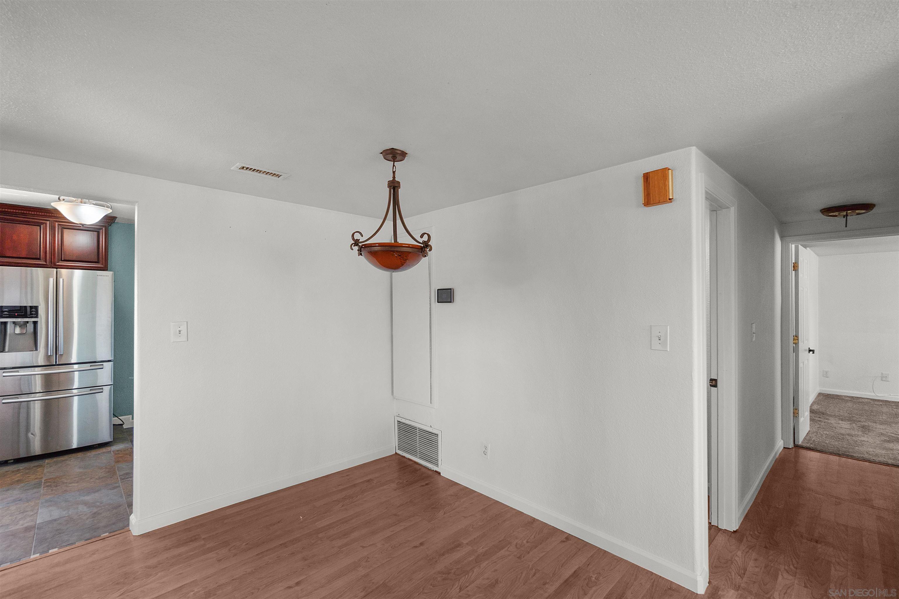 Detail Gallery Image 11 of 43 For 2804  Miller Valley Road, Pine Valley,  CA 91962 - 3 Beds | 2/1 Baths