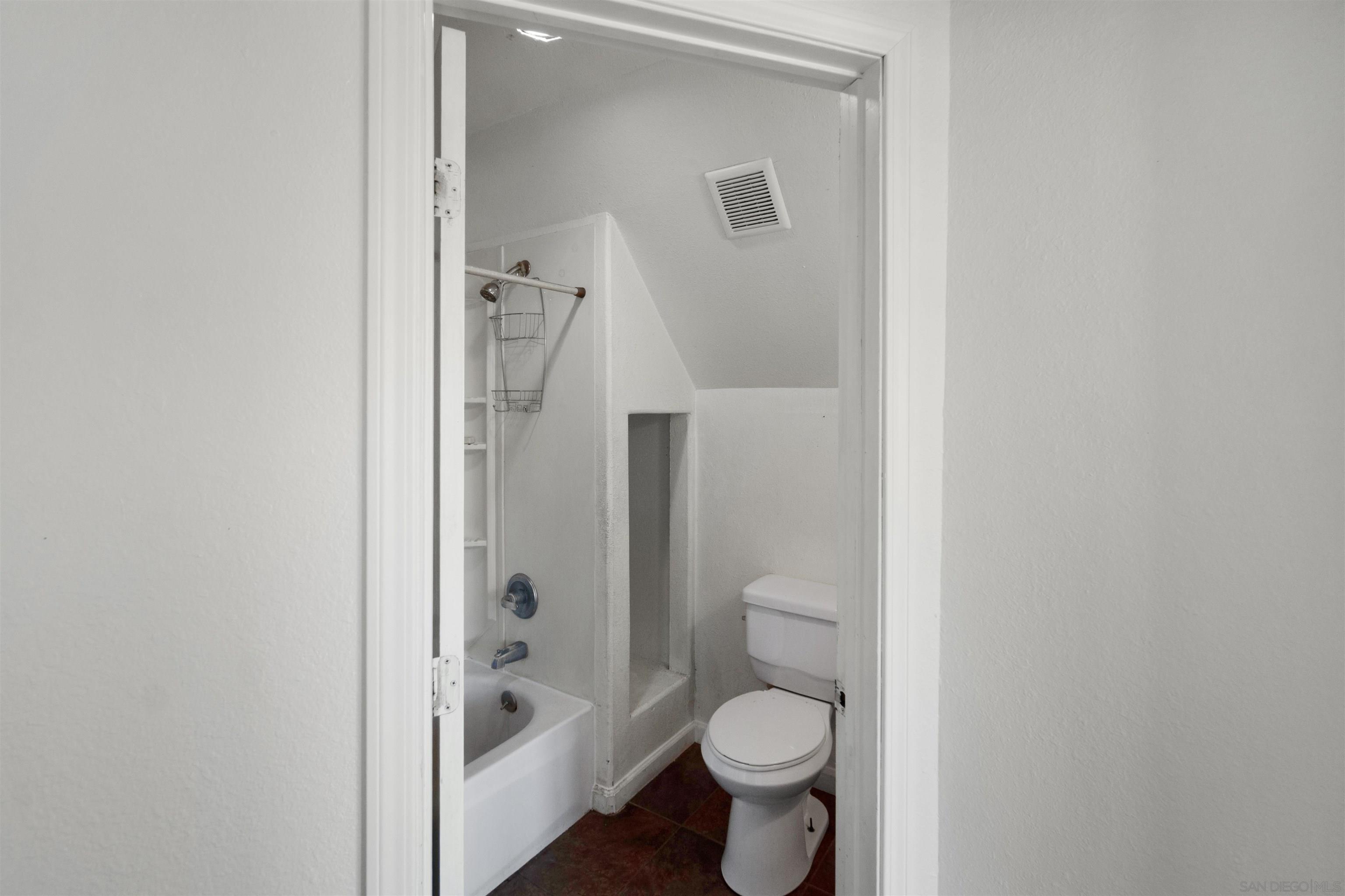 Detail Gallery Image 29 of 43 For 2804  Miller Valley Road, Pine Valley,  CA 91962 - 3 Beds | 2/1 Baths