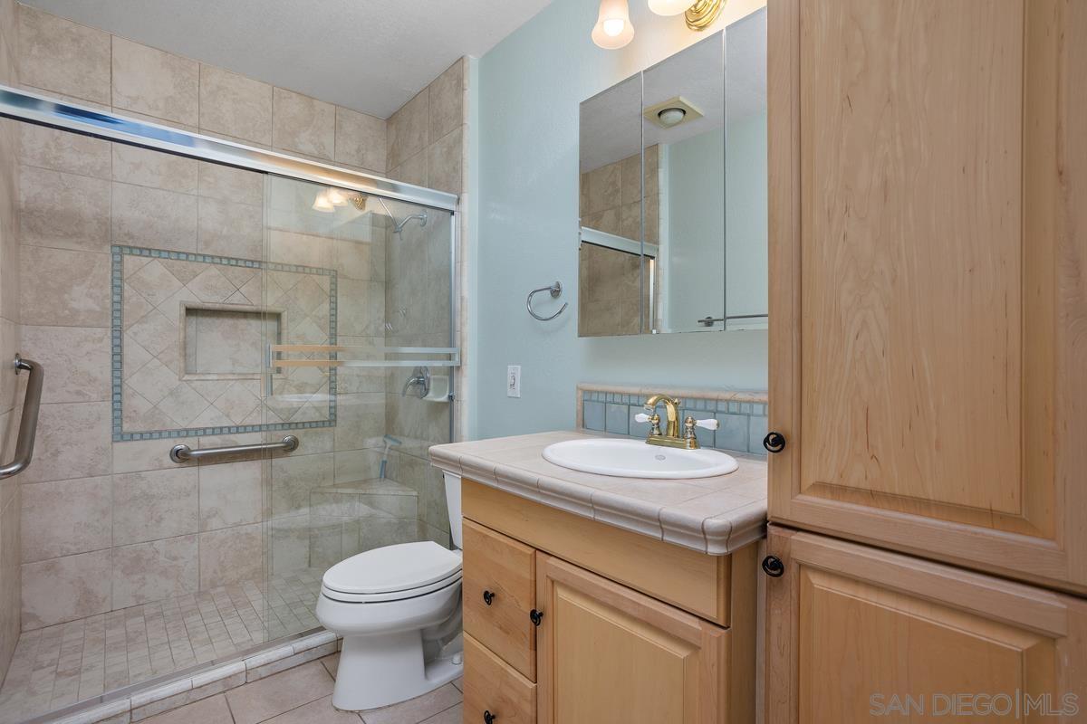 Detail Gallery Image 22 of 41 For 1914  Swallow Ln, Carlsbad,  CA 92009 - 2 Beds | 2 Baths