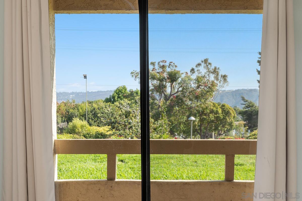 Detail Gallery Image 25 of 41 For 1914  Swallow Ln, Carlsbad,  CA 92009 - 2 Beds | 2 Baths