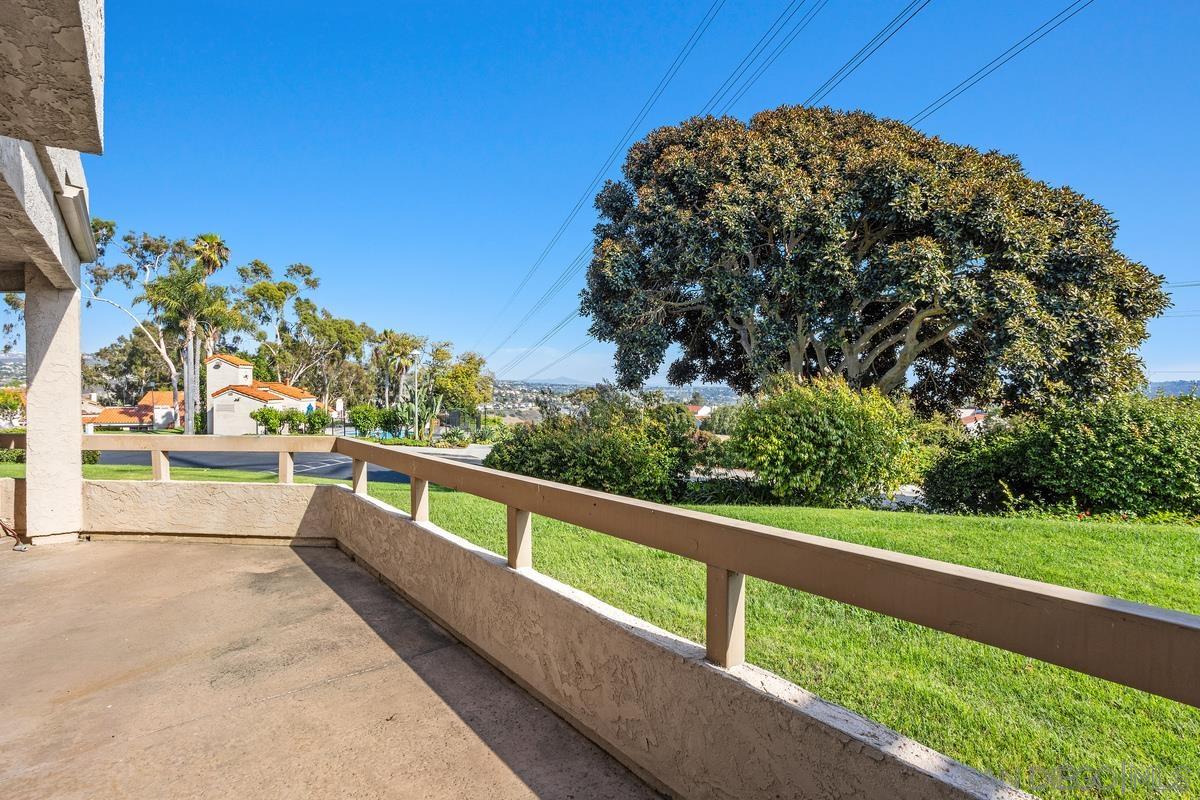 Detail Gallery Image 27 of 41 For 1914  Swallow Ln, Carlsbad,  CA 92009 - 2 Beds | 2 Baths