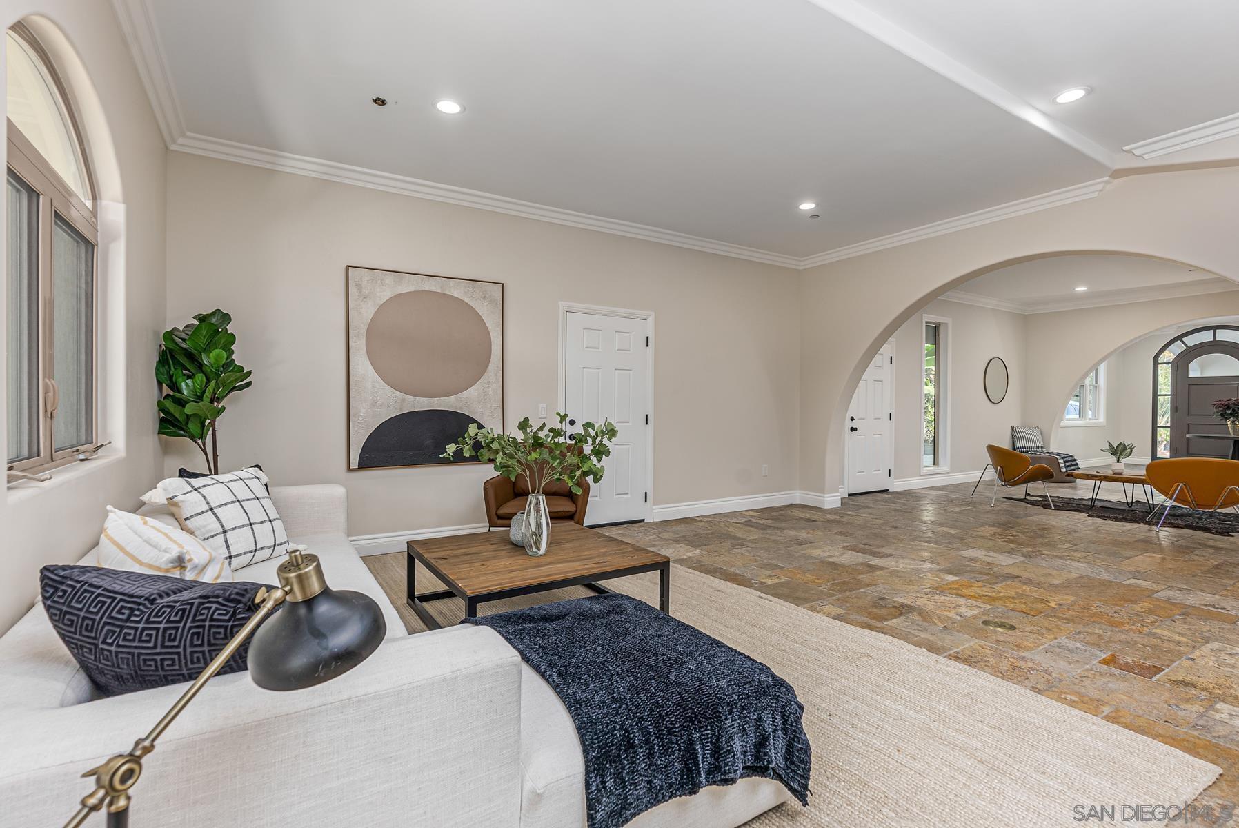 Detail Gallery Image 3 of 41 For 1280   Santa Fe Dr, Encinitas,  CA 92024 - 4 Beds | 4/1 Baths