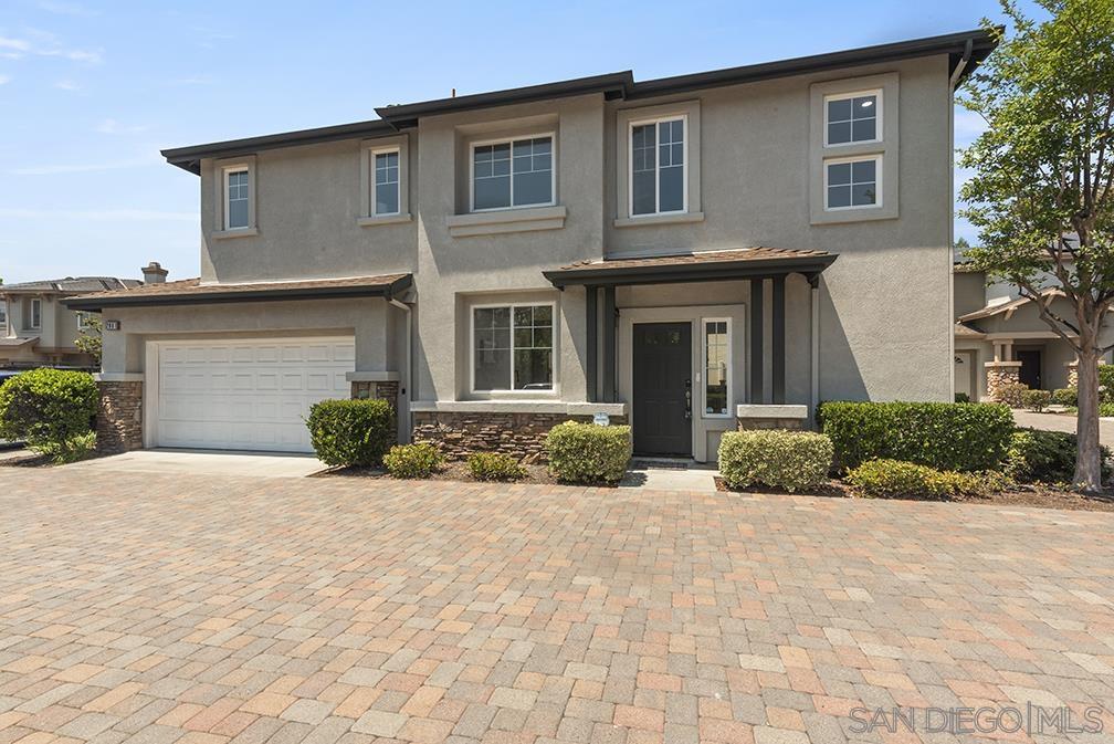 Detail Gallery Image 2 of 41 For 2861 W Canyon Ave, San Diego,  CA 92123 - 3 Beds | 2/1 Baths