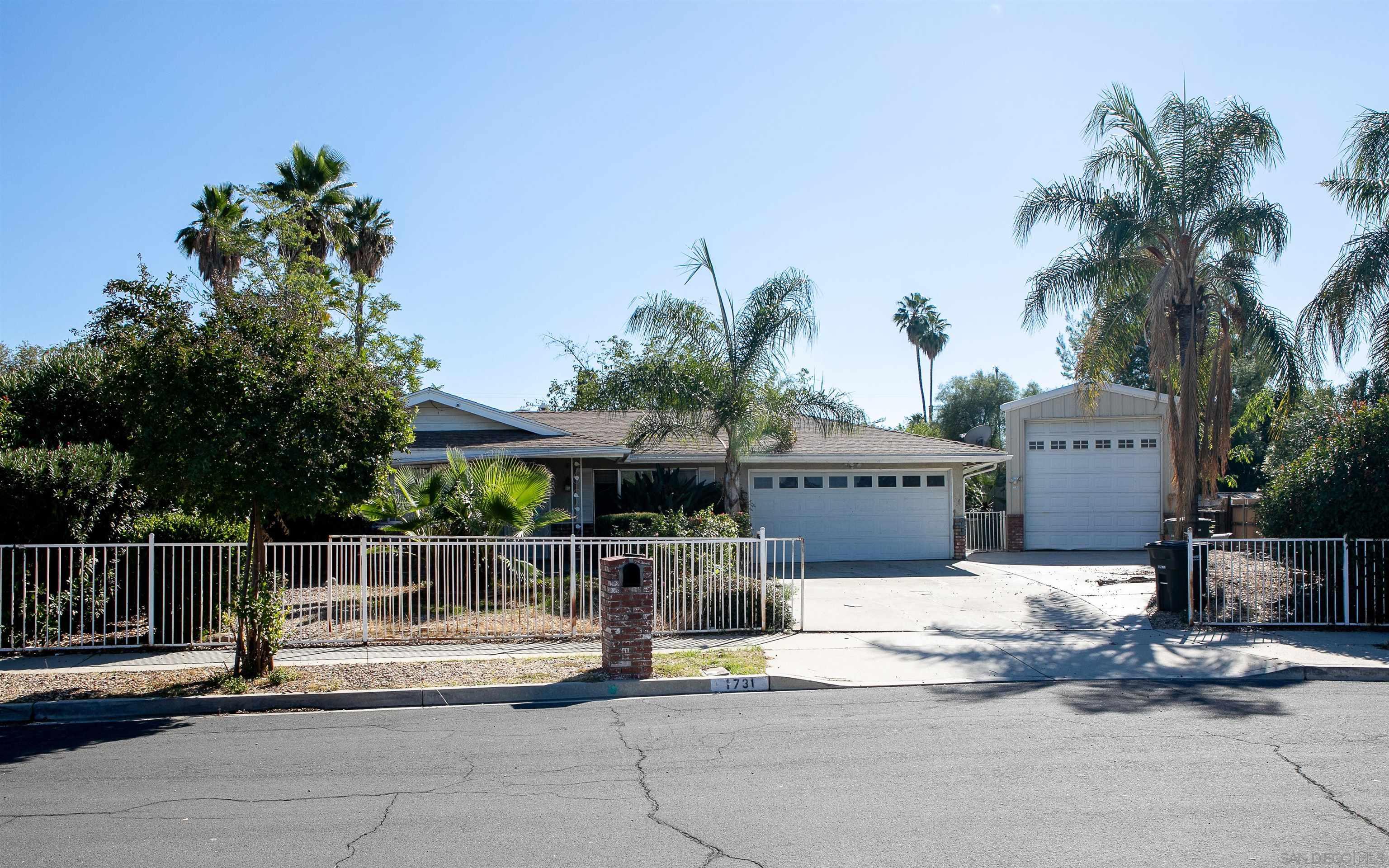 Detail Gallery Image 2 of 27 For 1731  Brady Ln, Hemet,  CA 92544 - 2 Beds | 1/1 Baths