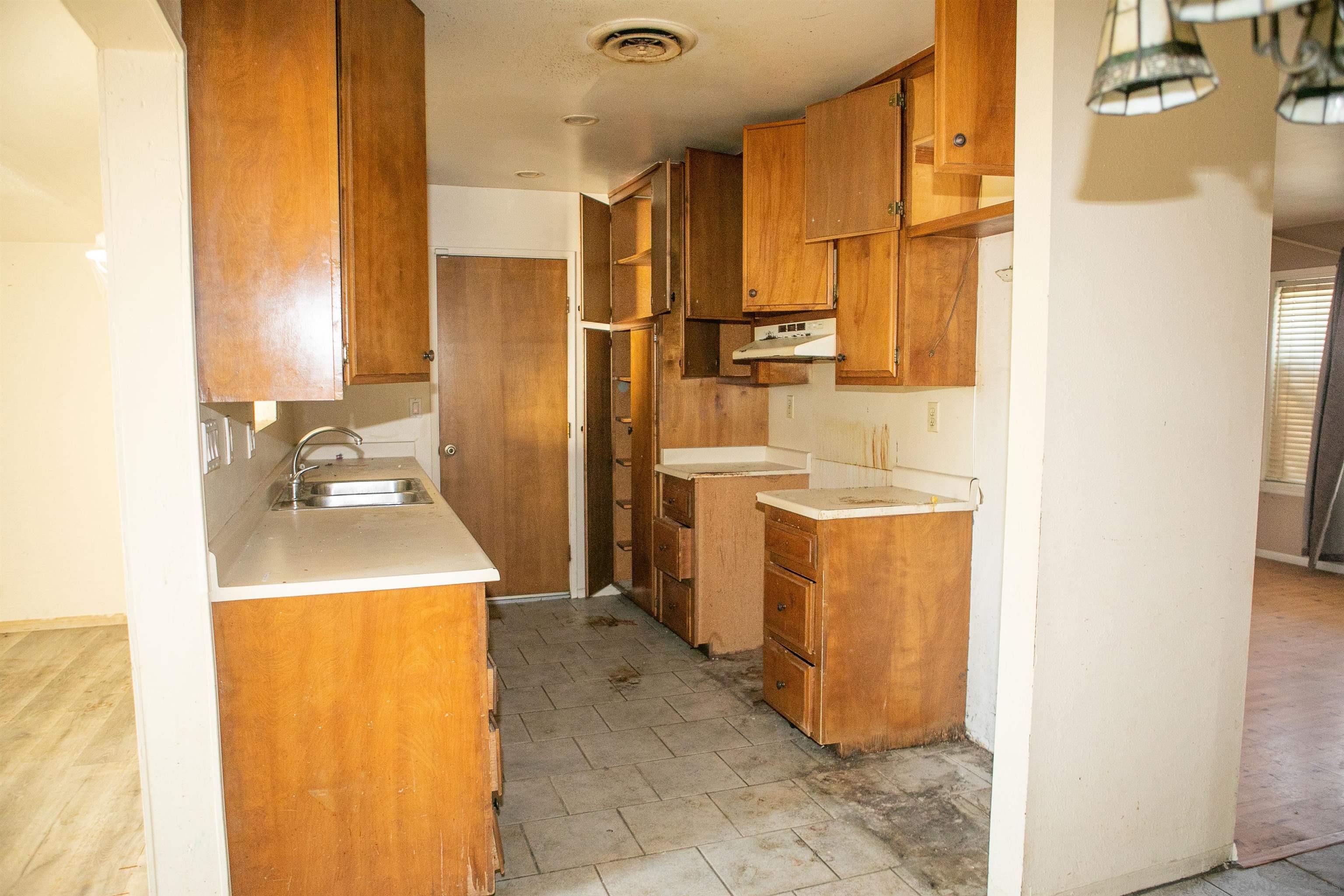 Detail Gallery Image 11 of 27 For 1731  Brady Ln, Hemet,  CA 92544 - 2 Beds | 1/1 Baths