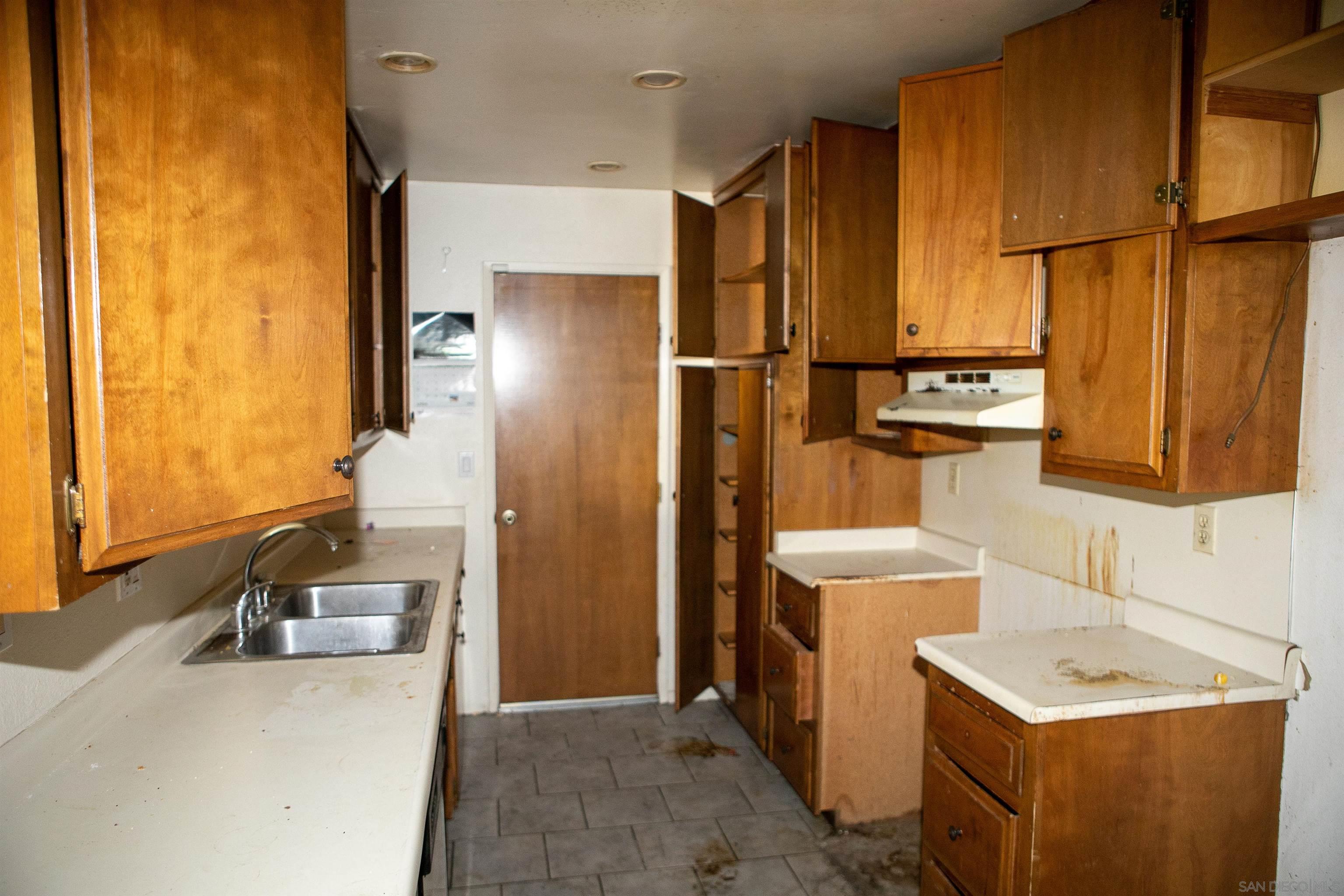 Detail Gallery Image 12 of 27 For 1731  Brady Ln, Hemet,  CA 92544 - 2 Beds | 1/1 Baths