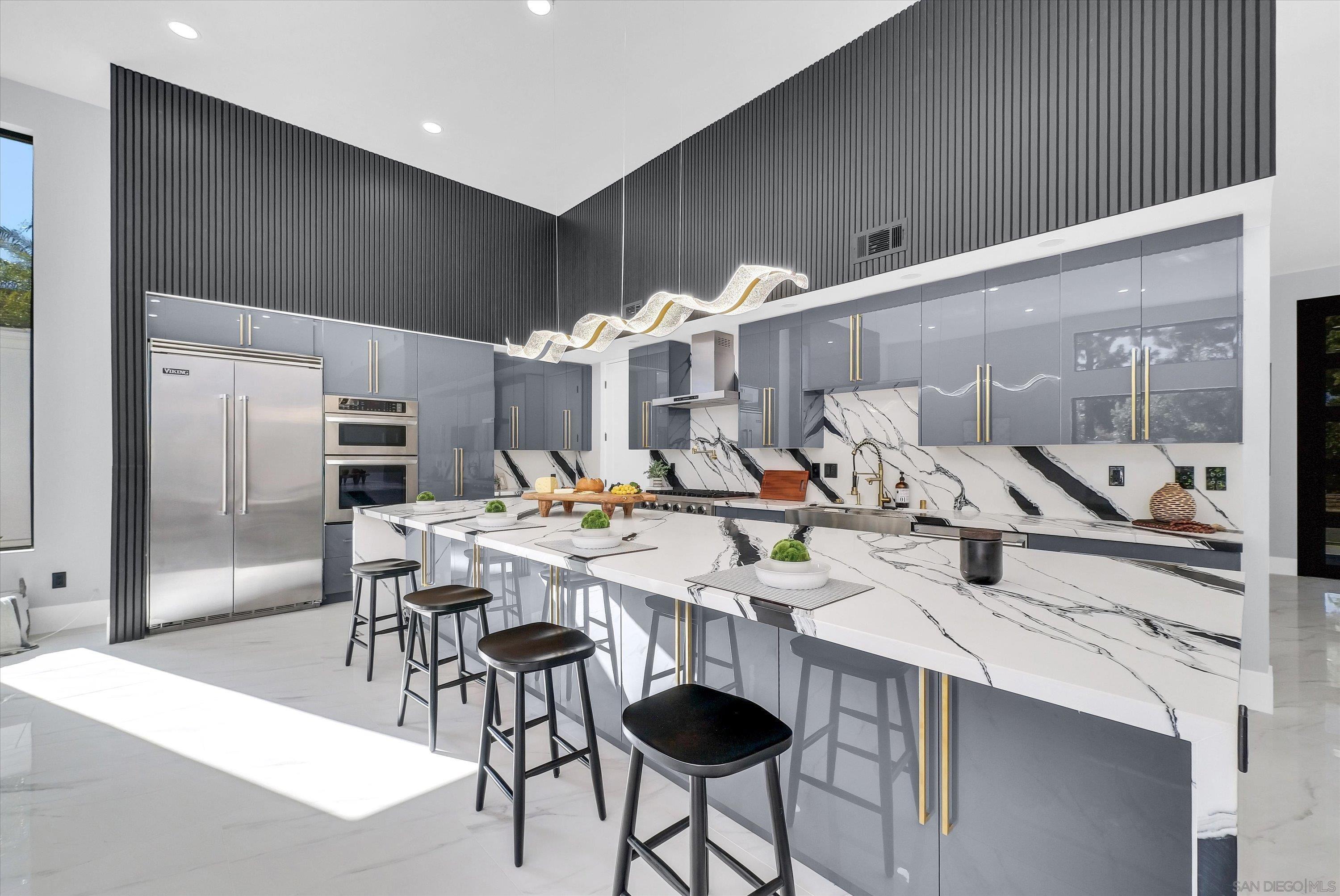 Detail Gallery Image 23 of 37 For 18802  Saginaw Drive, Irvine,  CA 92603 - 4 Beds | 4/1 Baths