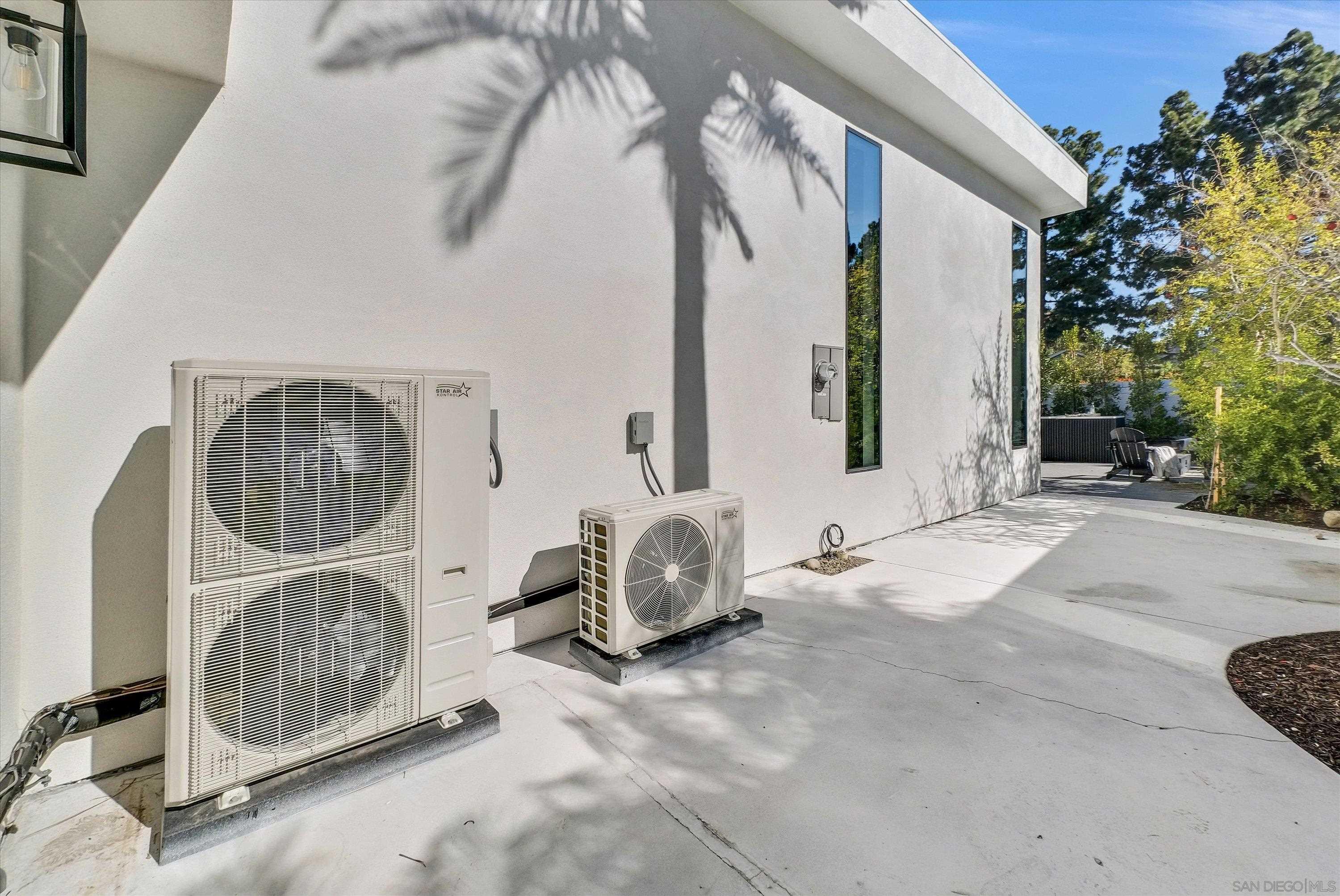 Detail Gallery Image 30 of 37 For 18802  Saginaw Drive, Irvine,  CA 92603 - 4 Beds | 4/1 Baths