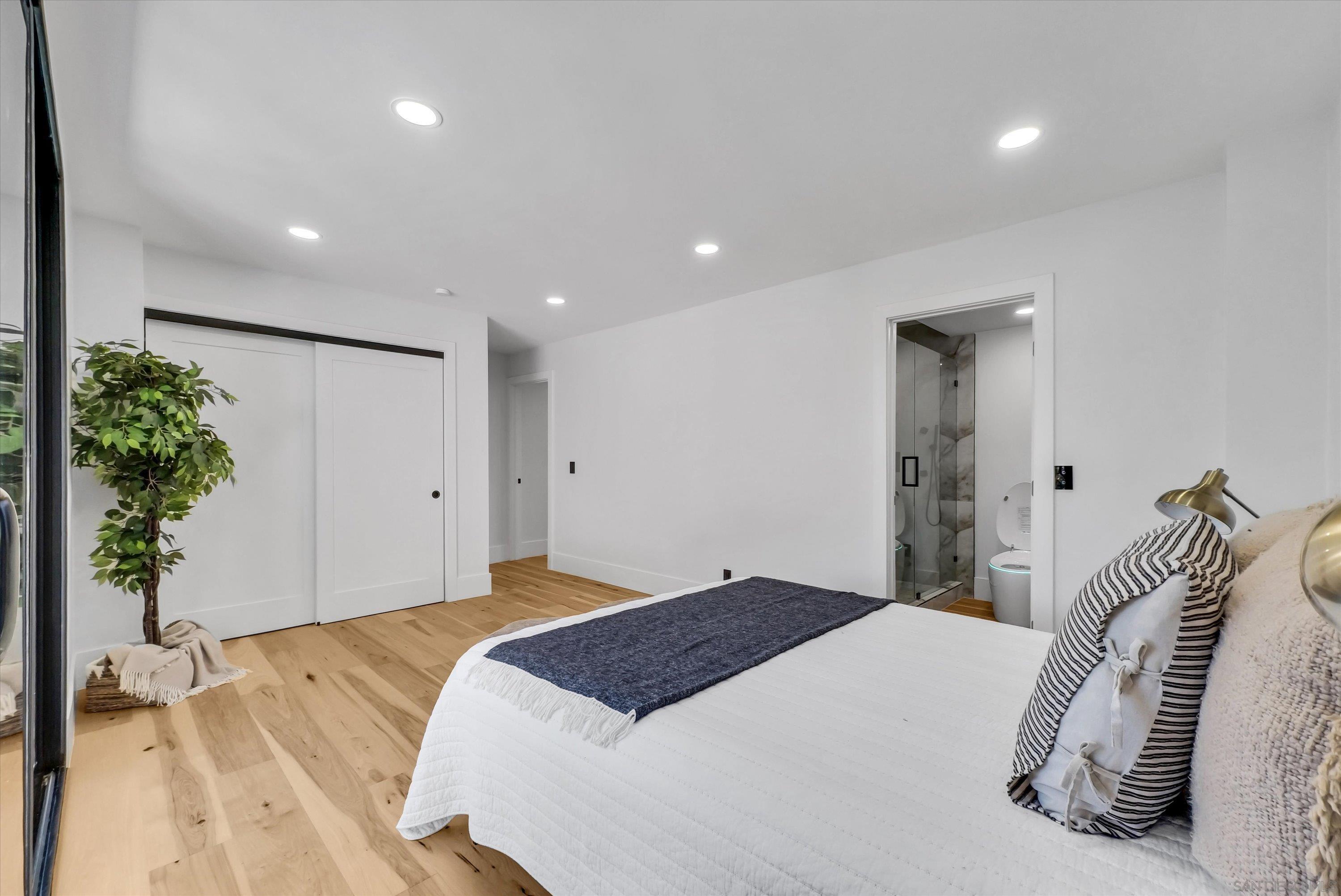 Detail Gallery Image 18 of 37 For 2241  Avenida Salvador, San Clemente,  CA 92672 - 5 Beds | 4/1 Baths