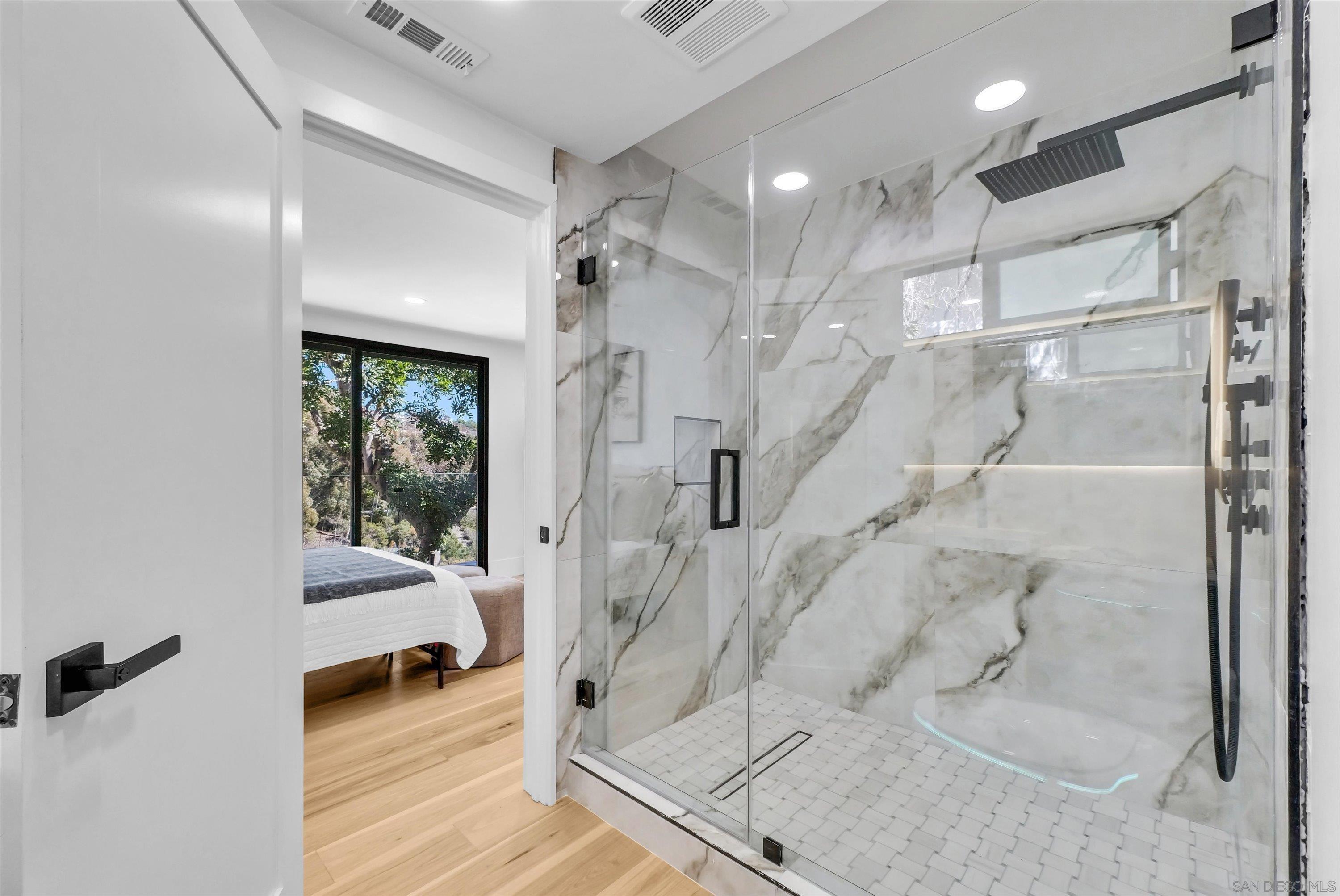 Detail Gallery Image 19 of 37 For 2241  Avenida Salvador, San Clemente,  CA 92672 - 5 Beds | 4/1 Baths