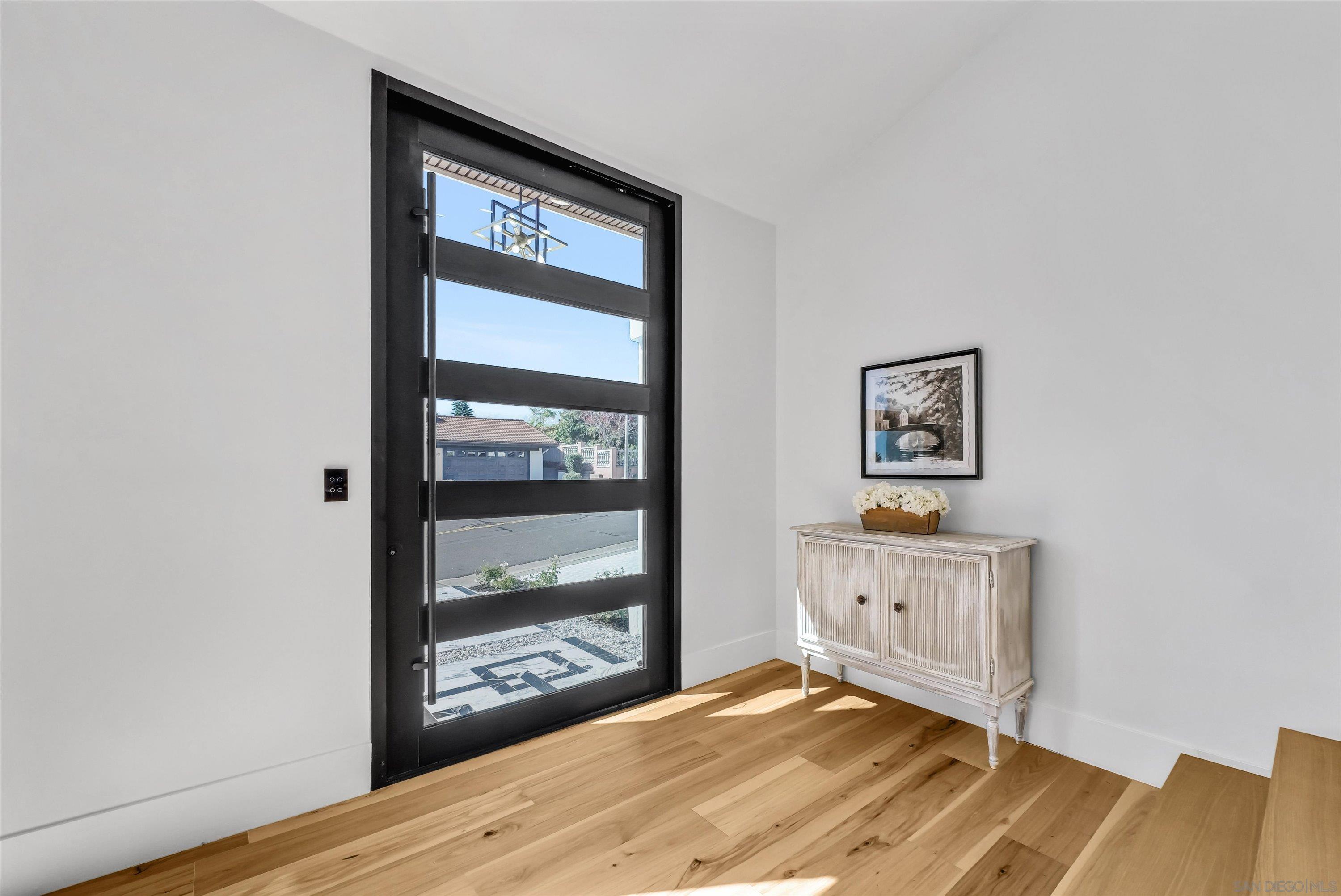 Detail Gallery Image 4 of 37 For 2241  Avenida Salvador, San Clemente,  CA 92672 - 5 Beds | 4/1 Baths