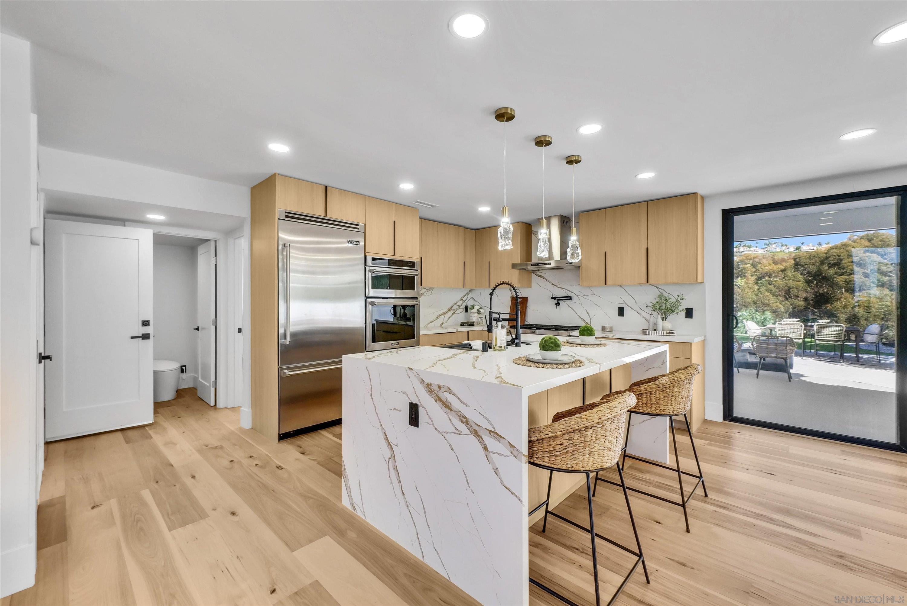 Detail Gallery Image 10 of 37 For 2241  Avenida Salvador, San Clemente,  CA 92672 - 5 Beds | 4/1 Baths