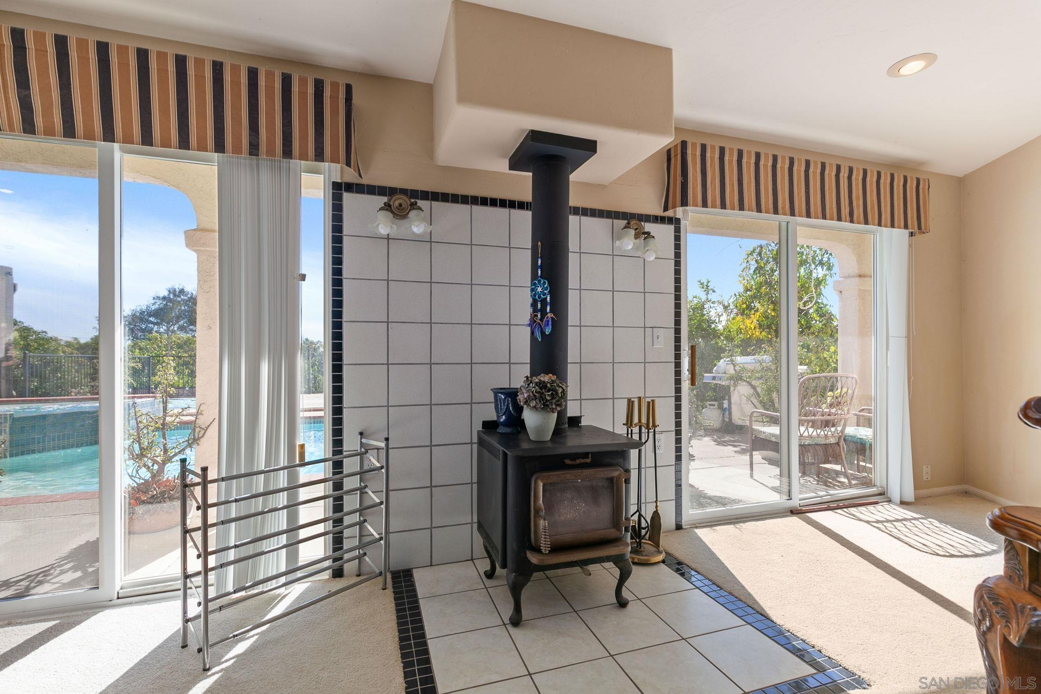 Detail Gallery Image 9 of 70 For 31848  Oak Glen Rd, Valley Center,  CA 92082 - 5 Beds | 3 Baths