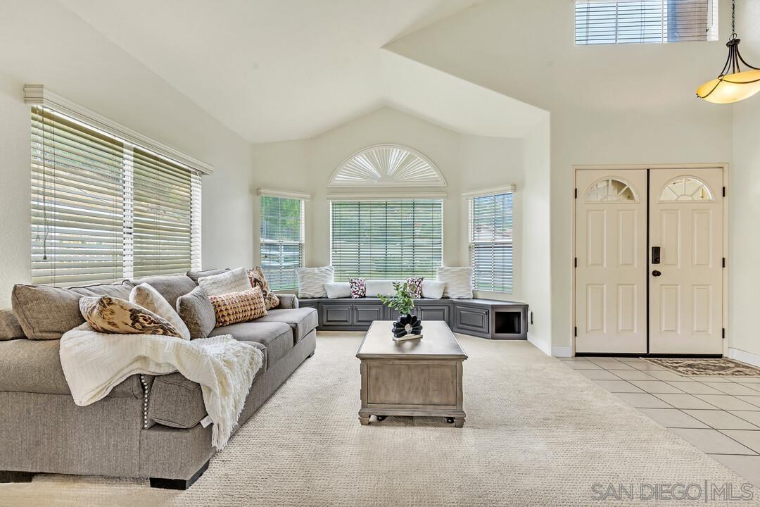 Detail Gallery Image 11 of 48 For 9410  Brian Way, El Cajon,  CA 92021 - 5 Beds | 3 Baths