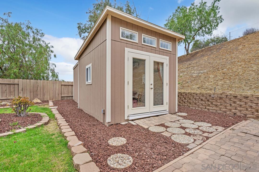 Detail Gallery Image 16 of 48 For 9410  Brian Way, El Cajon,  CA 92021 - 5 Beds | 3 Baths