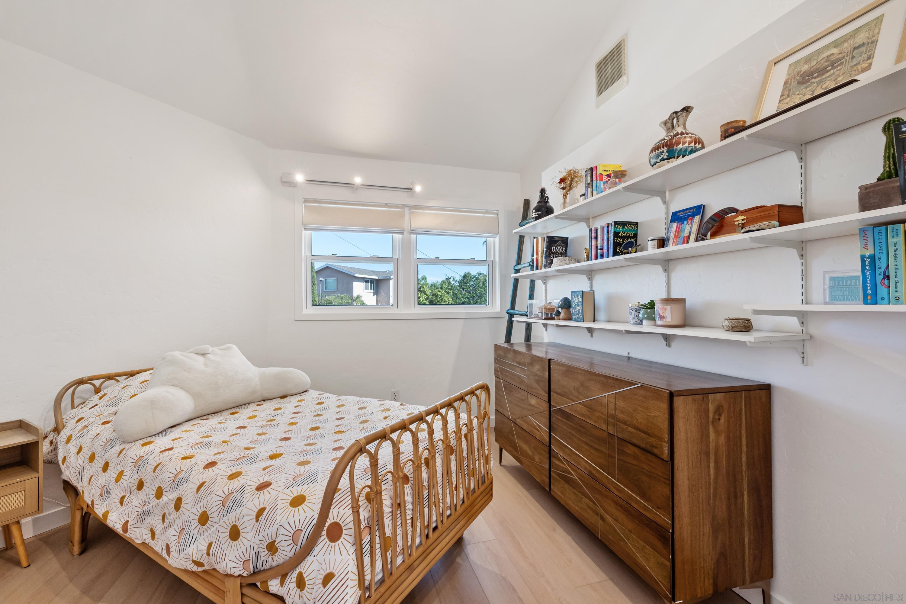 Detail Gallery Image 28 of 75 For 13605  Bear Mountain Way, Jamul,  CA 91935 - 3 Beds | 2/1 Baths