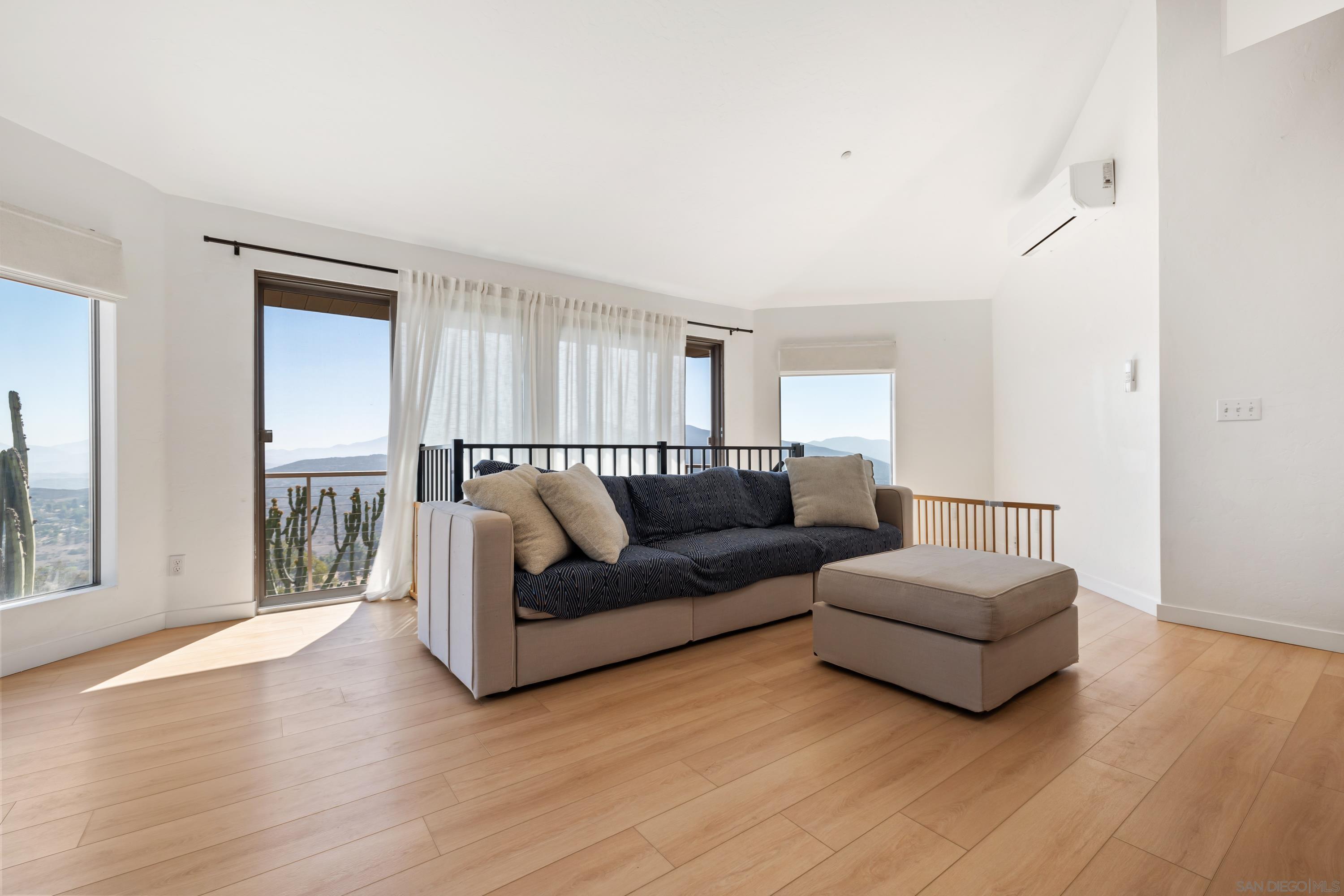 Detail Gallery Image 34 of 75 For 13605  Bear Mountain Way, Jamul,  CA 91935 - 3 Beds | 2/1 Baths