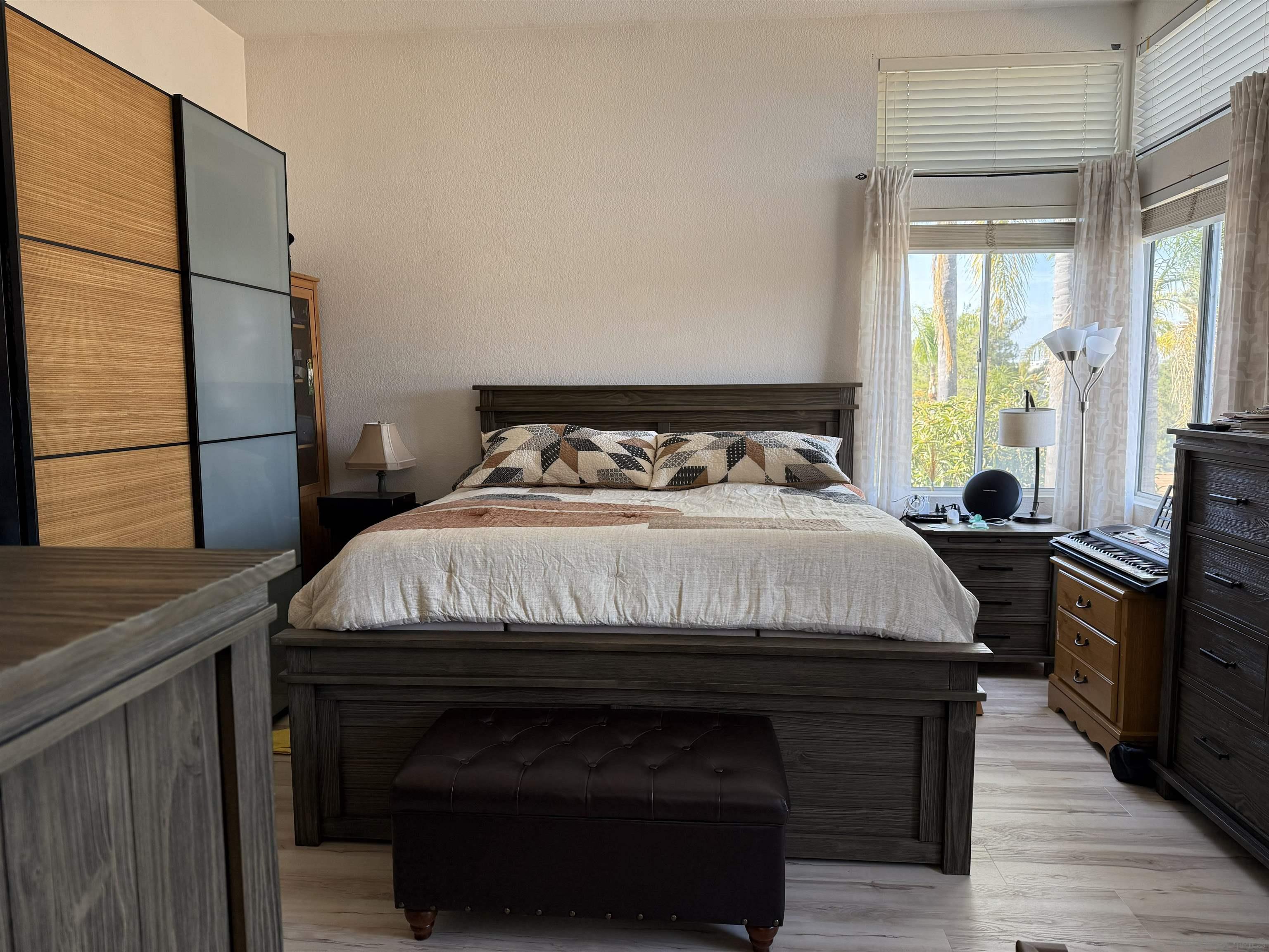 Detail Gallery Image 25 of 33 For 1676 W 11th Ave, Escondido,  CA 92029 - 5 Beds | 3 Baths